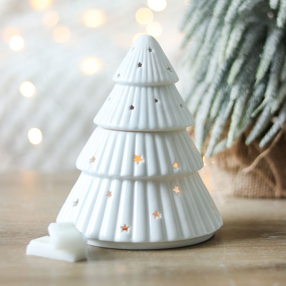 Of course we had to stock our white Christmas tree wax melt burner again this year as so many of you loved it last year! Pop a tea light into the back of the burner, add your favourite Naked Scent wax melt and watch the little stars create a cosy, ambient and warm glow ๐คโจ