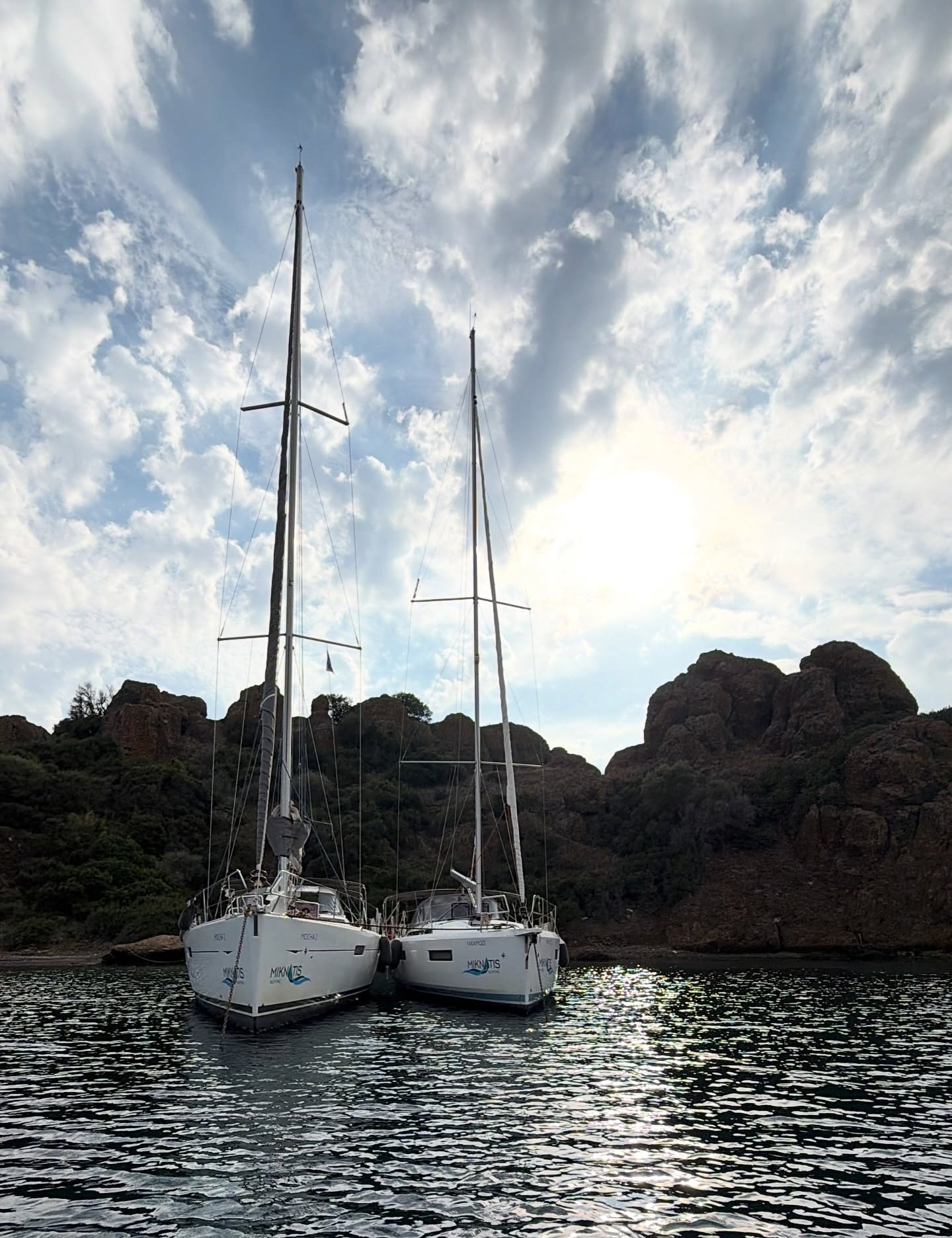 Best friends forever 👻
MIKNATIS Yachting