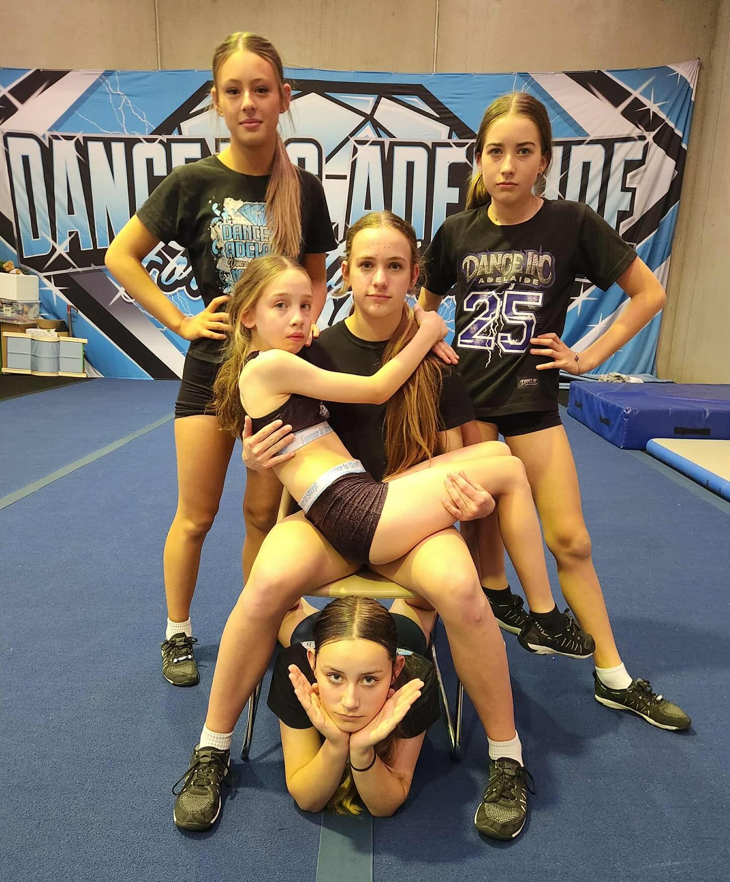 Recreating Family Photos 💙