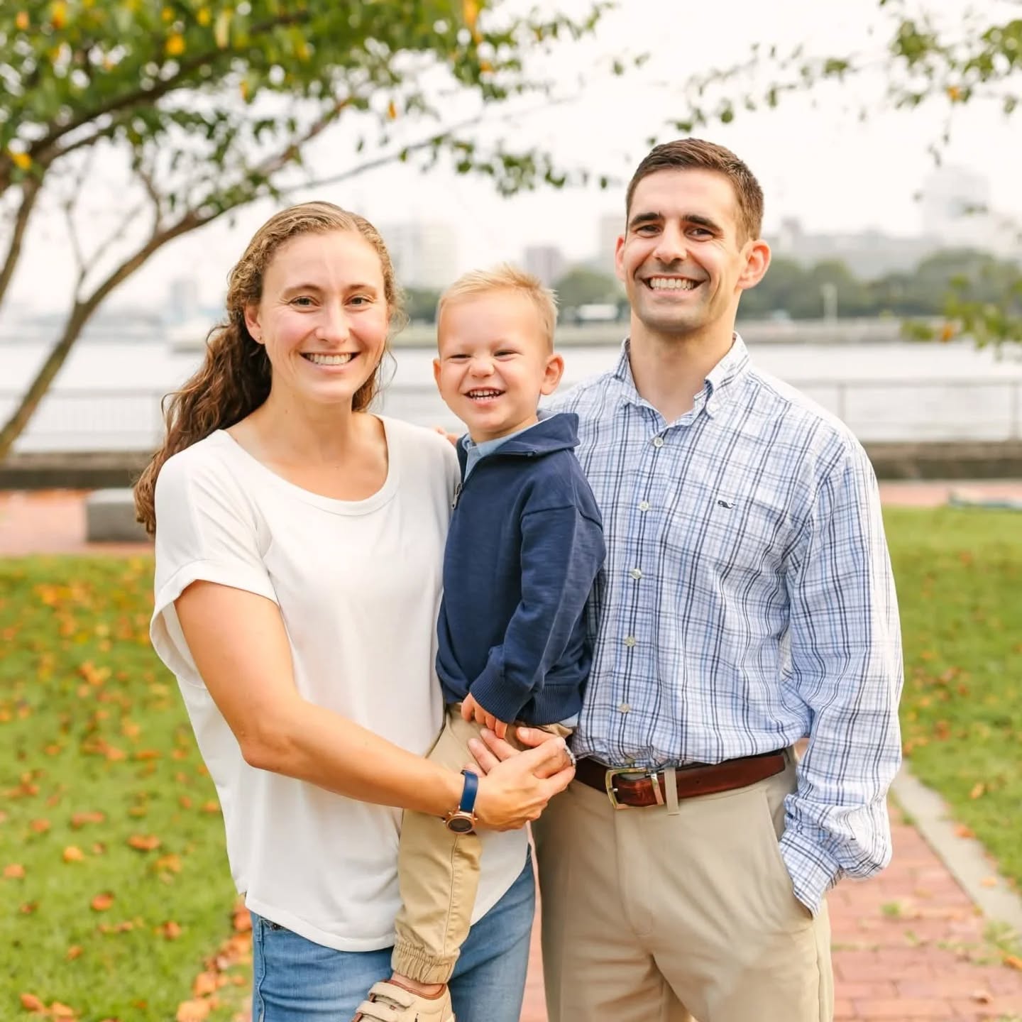 Trying to share all the goodness that I haven't been able to yet! One day I'll get better at posting on Insta! Facebook has just been my jam or I just don't post at all because mom duties call. Either way, so thankful for this sweet fam that I got to photograph before they moved. Chandler is such an inspiration to me. I used to always see her getting her run in while being a wonderful mama and sometimes I'd see her and be like - I need to get back out there and then I would. Sending love across the miles Wagners! You are missed.
.
.
.
#familysession #fallfamilysession #fallfam #militaryfamily #militaryinspo #pensacolaphotographer #yokosukajapan #yokosukaphotographer