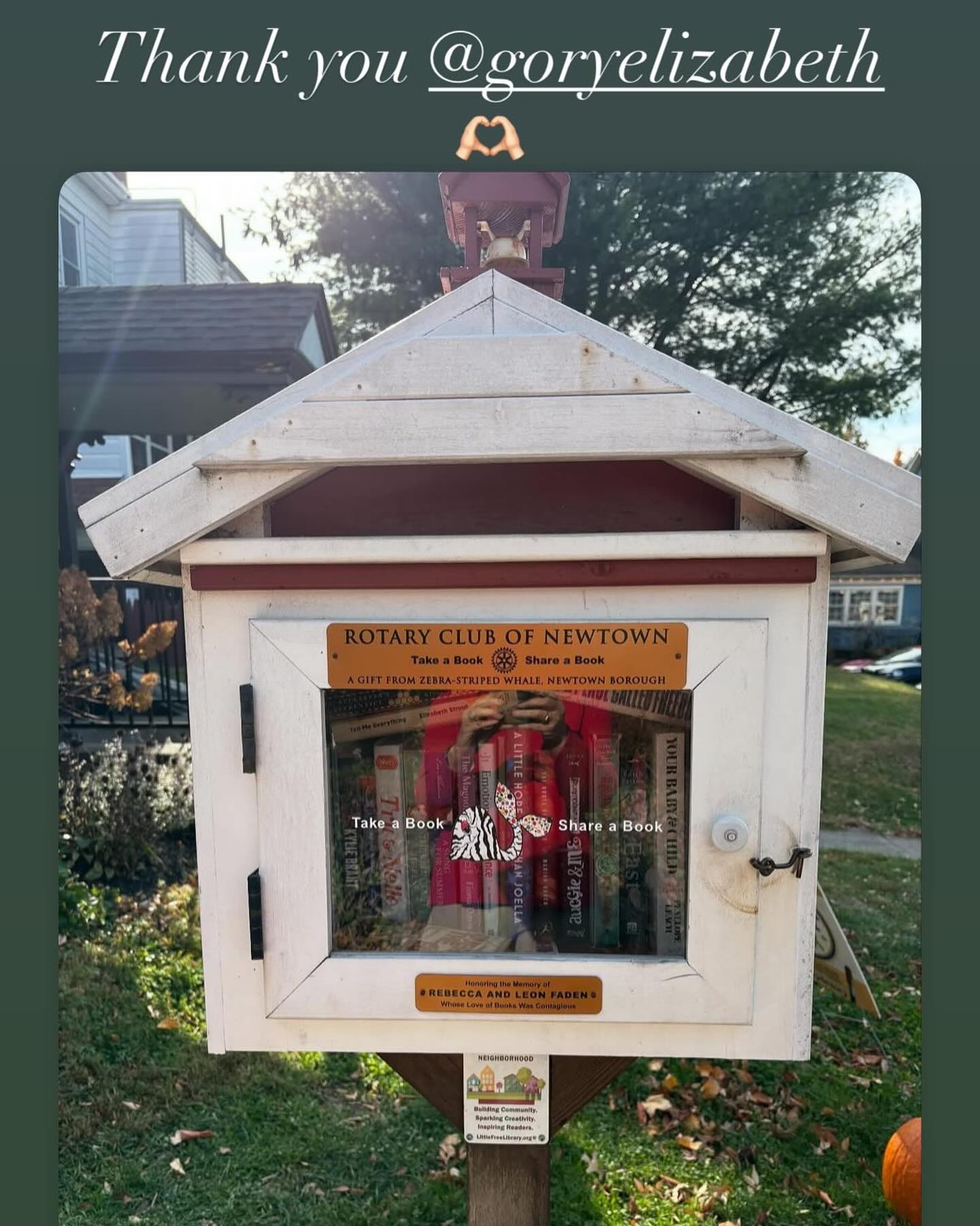 Thank you, @goryelizabeth for sharing a book in honor of Chelsea. Your kindness means more than you know. Every time someone leaves a book for another person to discover, it keeps Chelsea’s light shining in the world.
Our hope is to continue spreading something meaningful and healing. One book and one act of kindness at a time.
Thank you for being part of this movement and for helping us honor Chelsea in such a beautiful way.
💛📚 #ChelseasBooks #StoriesHeal #bookjourneyforchelsea #SuicideAwareness #Mentalhealthmatter