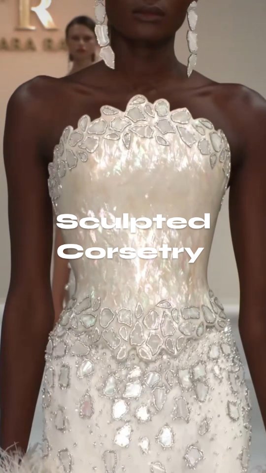 Fresh from the couture runway, @tamararalph champions the sculpted corset trend — a silhouette set to influence 2026 bridal design.
Precision structure, elevated femininity, and couture craftsmanship brides will be asking for.
#bridaltrends #sculptedcorset #tamararalph #2026BridalTrends #weddingindustrynews