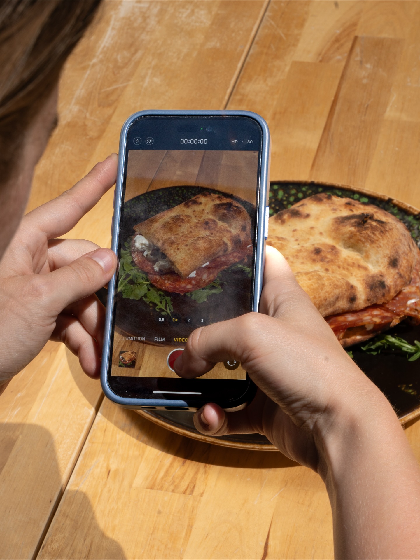 Craving something very nice for your meal ? Have you tried our fresh panino’s yet? 😍
#Lunch # #FreshMade #panino #italian