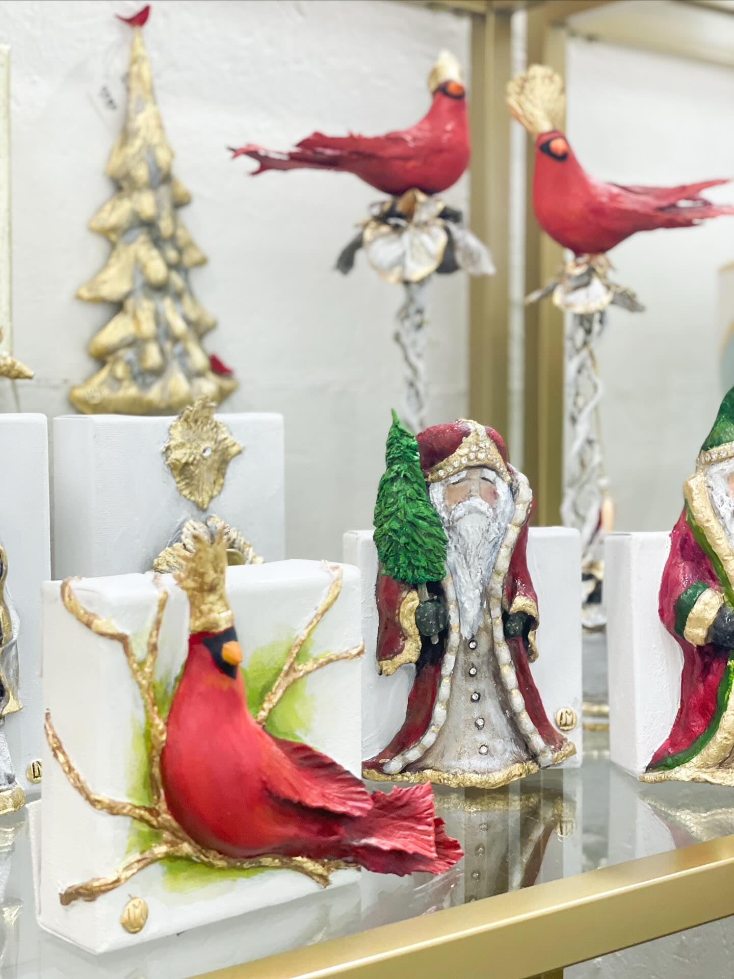 Shop these beautiful seasonal originals from local artist @lelemuddart #gifts #art #christmas #cardinals