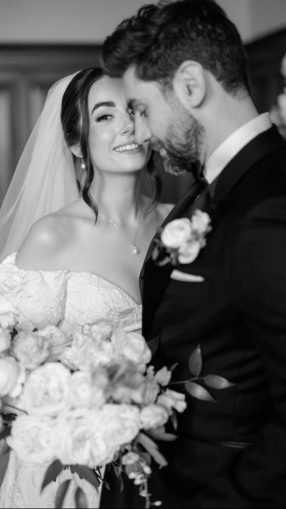 Chantel & Ali
An intimate celebration at the timeless Fairmont Château Laurier, surrounded by love, laughter, and the people who matter most. Chantel was a dream to work with. Every detail was soft, elegant, and thoughtfully chosen.
Vendors who made the magic happen:
@anitapeeples
@thegatheringeventco
@jennyyoonyc
@fairmontlaurier
@whitesatinbridal
@mollymkup
@carolineandcompanyca
@ottawavalley.media
@entropy_entertainment
@cxscakes
@luxelooksbyalyssa
#ottawaweddingvenue #chateaulaurierwedding #ottawaweddingflorist #ottawaweddingdecor #ottawaweddingdecorator #ottawaweddingvendors
@chantel.coates