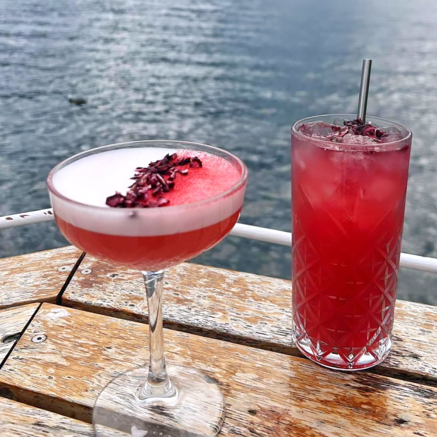 Battle 2 is ON 🔥🍸
Gin Rhubarb Sour takes on the Saigon Cooler in this week’s flavour showdown 🥊💥 Sip, vote, repeat! 😋✨