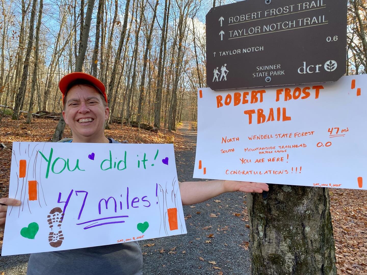 Robert Frost Trail complete! Last section run and done with an extra mile thrown in for the views (6 miles on so many leaves!)
Welcomed at the finish line by @kimbahoff123 & her Pop with signs, flowers and gifts ❤️
A beautiful day to complete this 47 mile journey.
@mhmfitwell