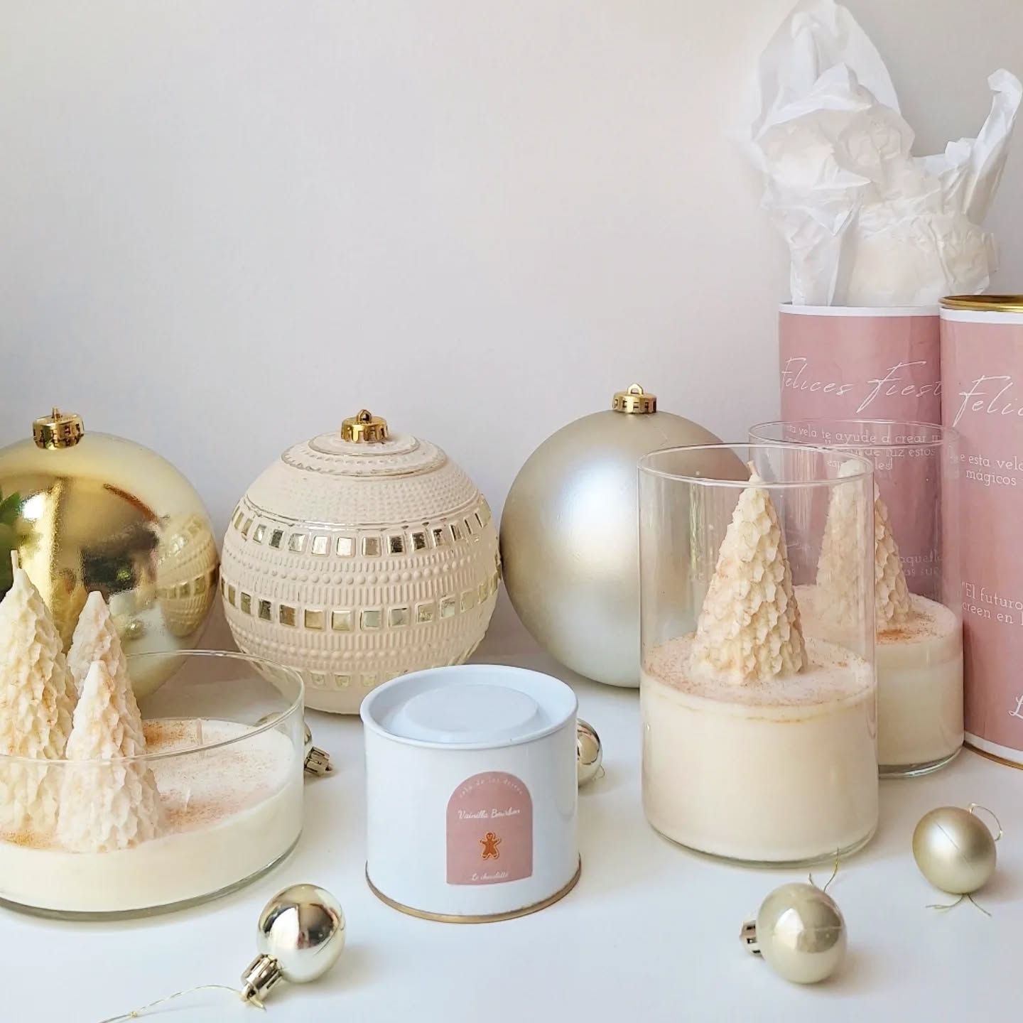 Nuestra edicion limitada de navidad ya esta disponible! ✨️
Estas fiestas no te quedes sin tu vela de Le chocolatté🤍
3 cuotas sin interes y 10%off abonando por transferencia!
Envios a todo el pais🇦🇷
#velas #lechocolatte #navidad #christmas #candles