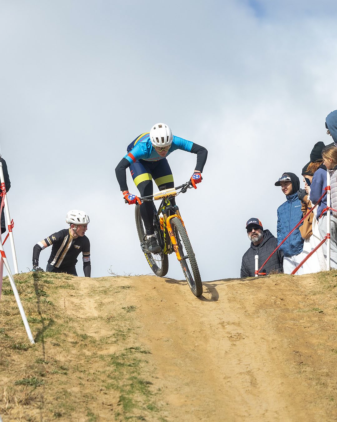 And just like that we’re done and dusted on another @arkansasmtb season. This wraps my 6th year to be apart of this amazing team right here in our great state. The @nationalmtb Central Regional on Sunday brought 11 states together like only mountain biking can do. It was cold, it was windy, but the spirits were high as 600 student athletes ripped through Centennial Mountain. And the cherry on top is that Fayetteville will get to host again next year. So grateful to have met some amazing people from all over the central region… see you all again soon!