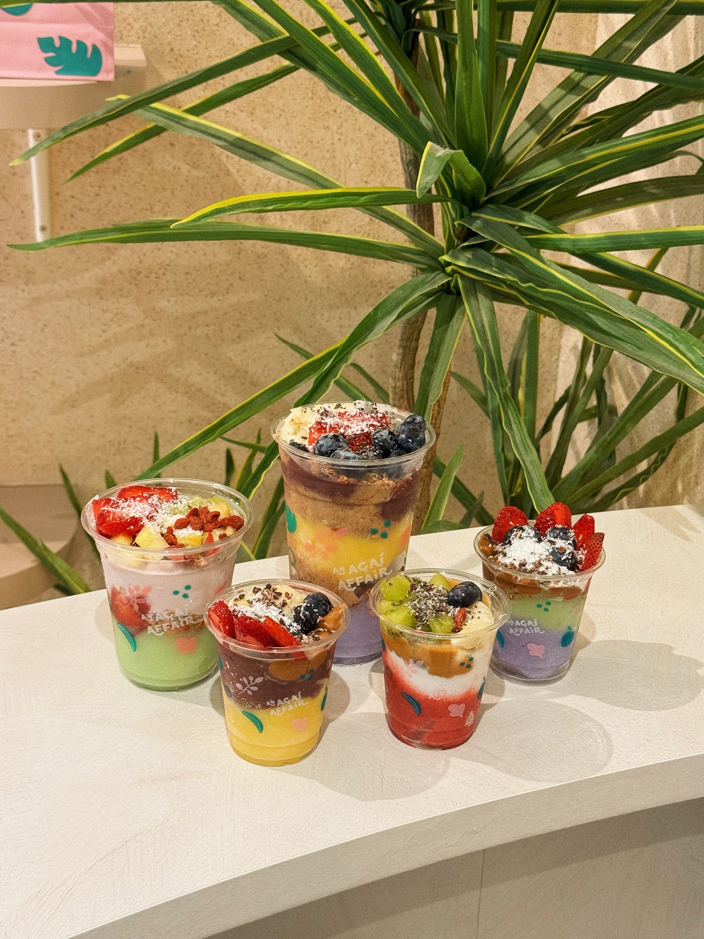 DIY bowls just got a whole lot better 🥣✨
Now you can pick unlimited bases, fruits and superfoods to build your ultimate dream bowl! Get creative with endless combinations 🍓🫐🥝🥜🌰