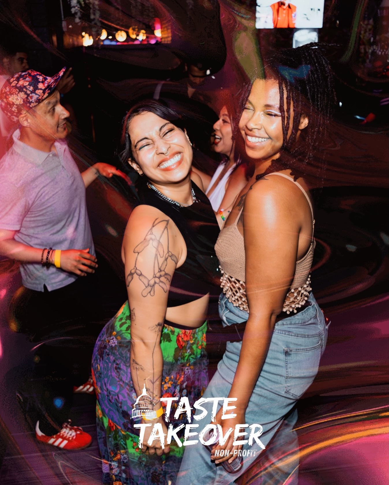 Tonight!!!
Thanksgiving & Veterans Latin Party, Gratitud y Gozadera! 💃🏽❤️🔥❤️🔥❤️🔥 A night to give thanks, honor our Veterans and military, and vibe together!
Plus, it’s a Stop Light Party. Grab your bracelets at the door! 639 Florida Ave NW, DC, 9pm. 21+