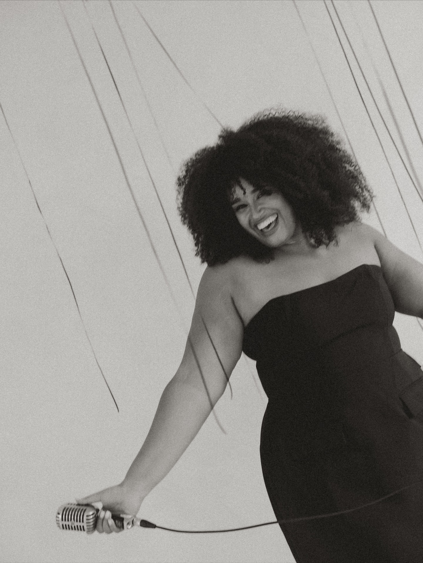 ABOUT ME
Hi! I’m Jade,
I figured it’s time I properly introduce myself! I’m a wedding & events singer based in Leicestershire but I’ll cover anywhere in the UK + Worldwide. I have the pleasure of singing for some of the most special moments of people’s lives!
WHERE IT STARTED
Music was super prominent throughout my younger years. I studied music at BIMM music institute in Bristol before moving away from music for a while to study as a Dispensing optician 👓. The itch to start performing again was always there but my lack of confidence wouldn’t let me! In 2023, whilst planning my own wedding and looking for my own wedding entertainment, I decided to take the leap and begin this Instagram page. Since then, I’ve left my corporate job and now sing full time! I’ve never been happier at work than when I’m singing. I also do a smidge of modelling on the side and would love to explore that more
Moving forward I’m looking forward to channelling more creativity, working with more music professionals on new projects and ideas. Continuing to sing at gorgeous weddings and events. Work with incredible suppliers and continue to enjoy one of the things I love most 🫶🏾
SOME OF MY FAVOURITE THINGS
My husband, family + friends, my animals (2 dogs and a cat), singing, music (obvs! specifically soul, R&B, motown, jazz), friends (Ross is my fav), burgundy, heated blankets, lasagna, Starbucks iced white mocha, Mexico, the theatre, green, toffee crisps, spring, flowers, candles, weddings, cinnamon buns, horses, funny videos of people falling over, strawberry daiquiris, christmas markets, dunking chocolate digestives into tea.
Branding shots by @fayewildephotography @curatedcontentco_
Studio: @the.edit.studios
Balloons @balloonsbygraciejaynes
Outfits: @omnes @oddmuselondon @asos @fandfclothing @riverisland