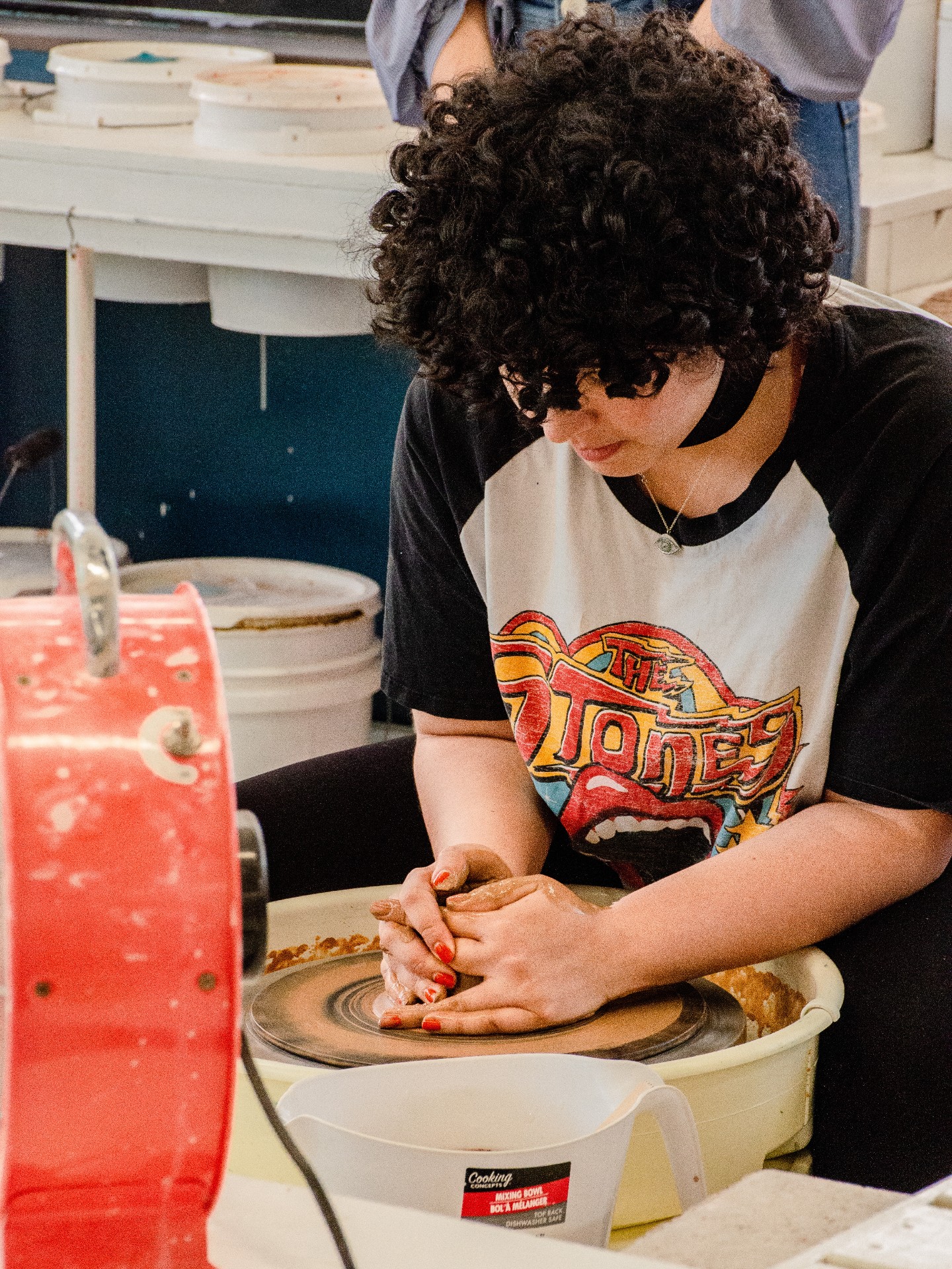 📸 Showing off some of our old Throwdown moments! Are you ready for the next one? It’s almost time to get your hands dirty, your wheels spinning, and your creativity flowing! 🎨🔥
For more info, visit us https://www.miyceramics.com/potterythrowdown
🎉 The Great Clay Throwdown Challenge 🎉
Think you’ve got what it takes to create the ultimate ceramic masterpiece? Step up to the wheel or table for a 3-hour pottery showdown where potters will test their skills in both wheel throwing and hand building. Bring your game face and your hands ready to create! 💪
🗓 Saturday, November 22, 2025
⏰ 2 PM to 5 PM
💰 $20 entry fee (benefits the Alan Jedla Scholarship Fund)
🏆 Prizes:
1st Place – $100, 25 lb clay bag, and bragging rights 😄
2nd Place – 25 lb clay bag
Open to intermediate and advanced potters ready for some friendly competition, muddy fun, and serious creativity. Food, fun, and clay chaos await — sign up today and join the challenge!
📍 MIY Ceramics & Glass Studio
6791 Taft St, Hollywood, FL 33024
📞 (954) 927-7300
#MIYCeramics #ClayThrowdown #PotteryChallenge #CeramicArt #SupportLocalArtists #AlanJedlaScholarship #potterycommunity