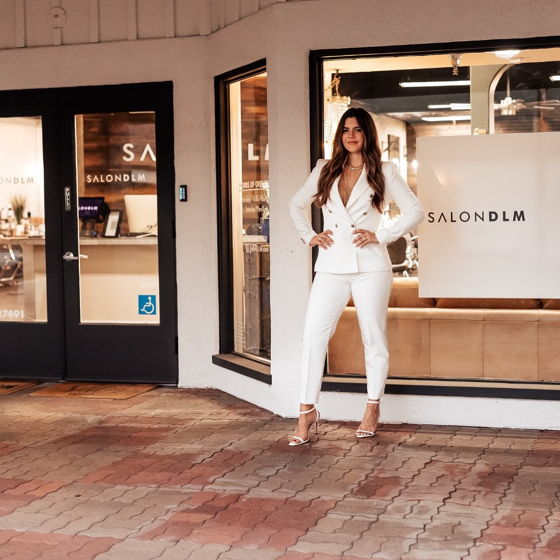 11 years of @salondlm 🙏🏼😭🥰
••
A collection of mind blowing dedication and blessings over the last decade plus. For this place. The humans who make it what it is. And of course our incredible clients who support us daily. It’s only the beginning! ♥️