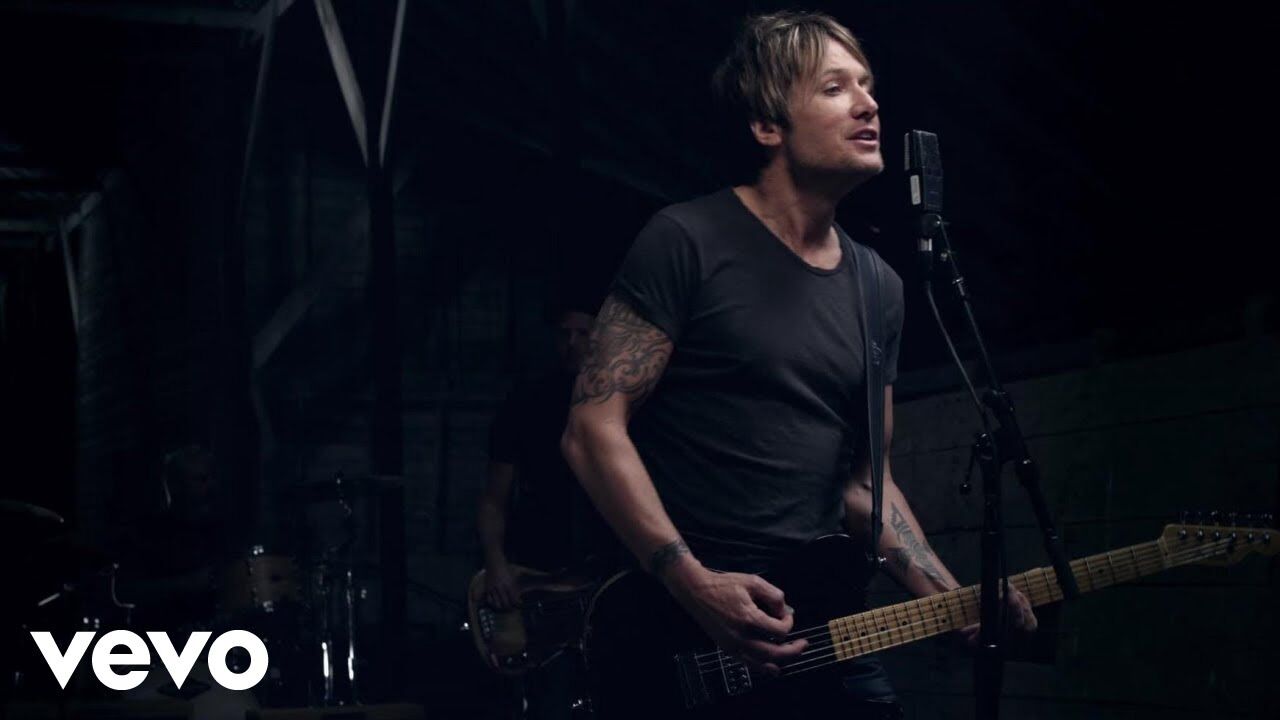 Eleven years ago, Keith Urban’s album "Fuse" was RIAA-certified gold. #MusicIsLife https://youtu.be/aJAe5miXN_Y?si=6JZYutN3R1_i9AMs