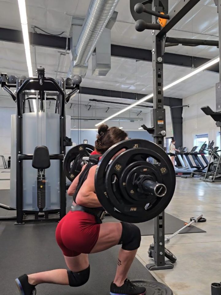 Always hungry for that next level👌
#bootywork #work #bafitness #personaltrainer #focused #fitnessjourney #weights #gym #proleague #probikiniathlete #IFBBPRO #bodybuilding