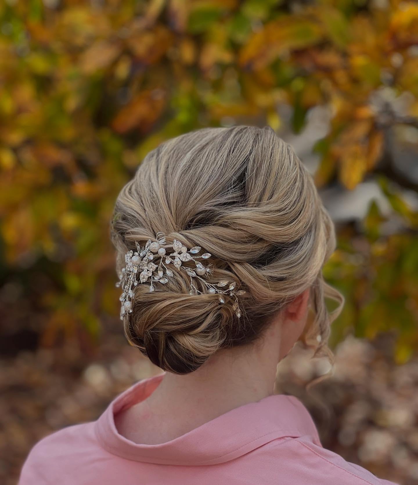 Textured buns 🤗 and autumn leaves 🍂