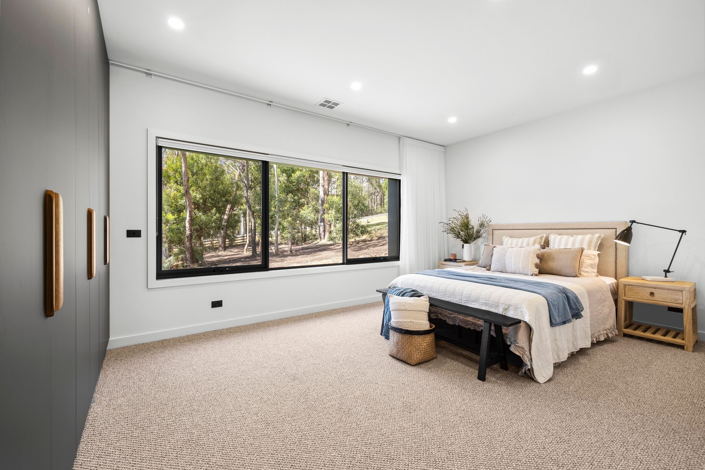 As far as views to wake up to, this is up there.
Custom architectural design by @bradhooperarchitect, brought to life in collaboration with the BuildTrend team.
.
.
.
.
.
.
.
#buildtrend #buildtrendhomes #masterbuilder #macedonrangesbuilder #victorianbuilder #customhome #architecturaldesign #residentialbuilder #australianarchitecture #bedroomdesign #newhomebuild