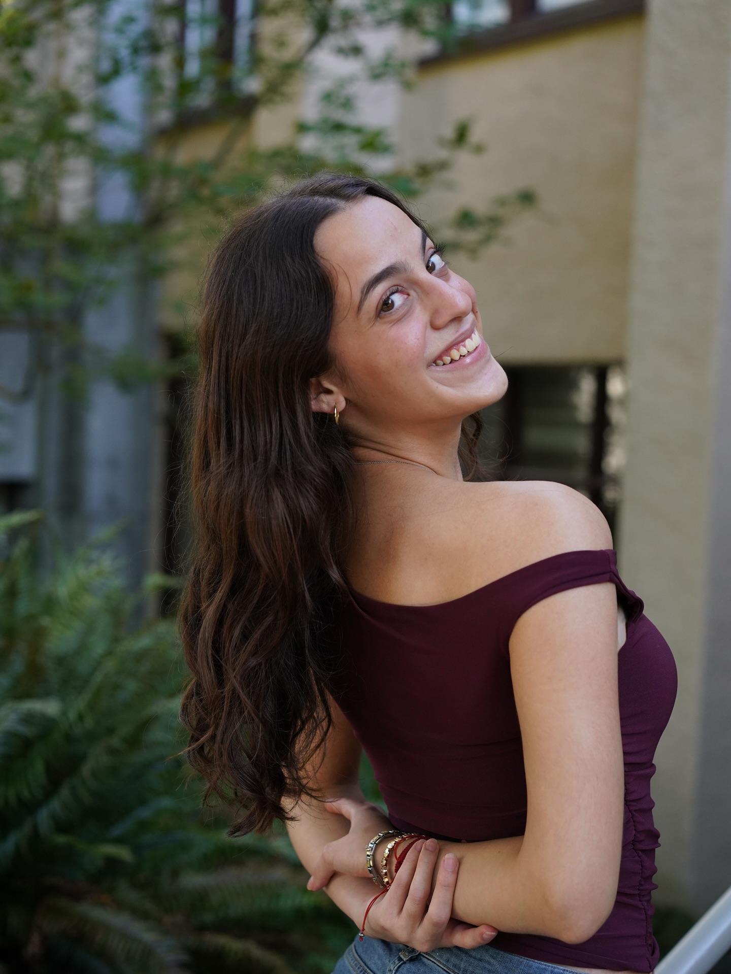 Introducing: MAFER SALINAS DE LOS SANTOS ⭐️
🎓3rd year in B+MM Psychology
Hometown: Monterrey, Mexico
Years Dancing: 17
Year on Dance Team: 3rd
📸 @jamiesamoyloff