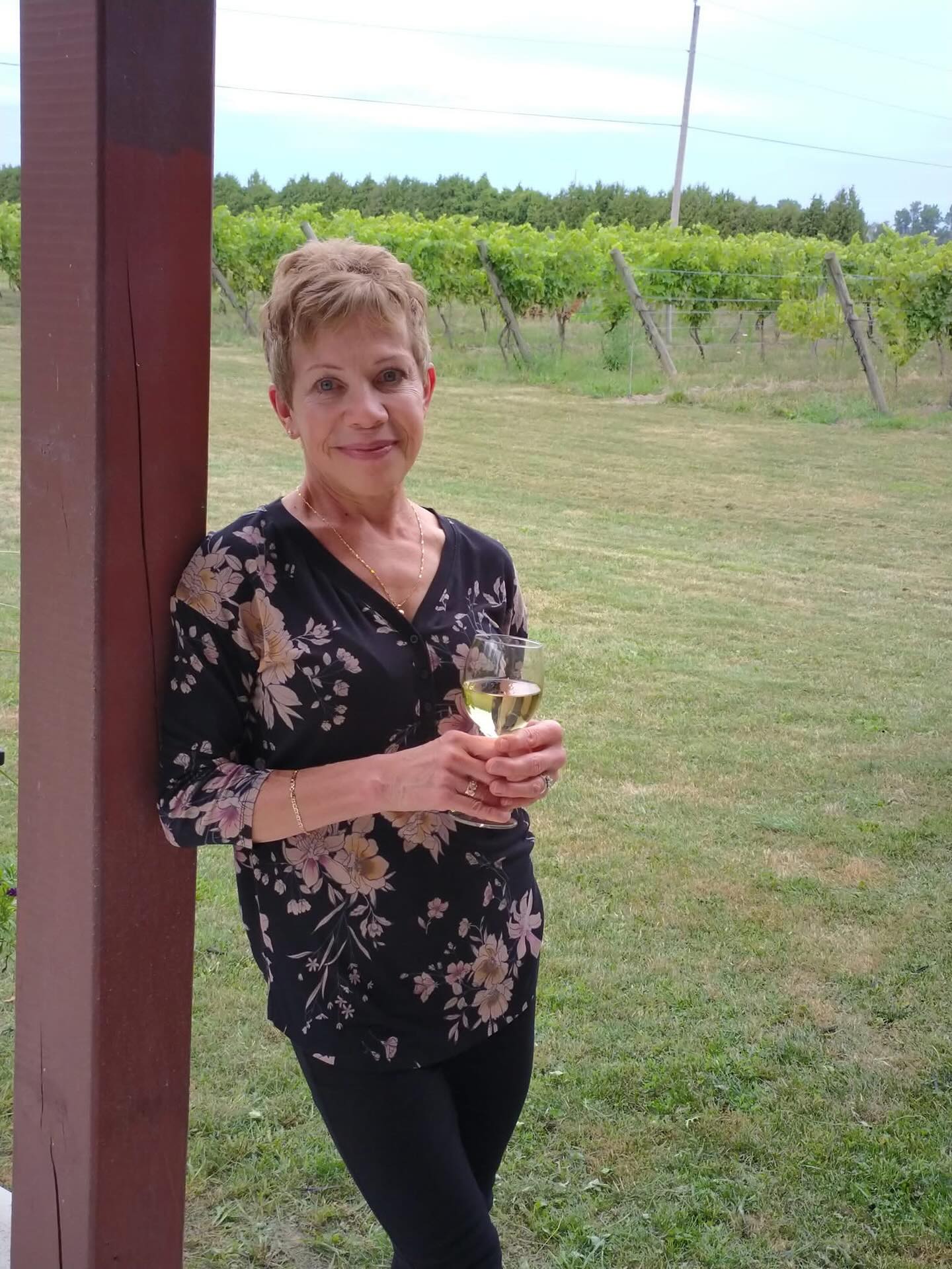 We’re thrilled to share that Joyce and Len will be representing Vivace Estate Winery at the Windsor Essex Ontario Wine Society event at Nauti V’s Oyster Bar in Windsor on November 18!
With years of experience and a true passion for wine, Joyce and Len bring incredible knowledge and enthusiasm to every tasting they lead. Whether you’re attending the event or visiting us at the winery, they’re always happy to share stories, insights, and a glass (or two!) of your favorite wines.
Meet Joyce and Len every weekend at our winery, where they’ll guide you through a curated flight and help you discover new favorites.