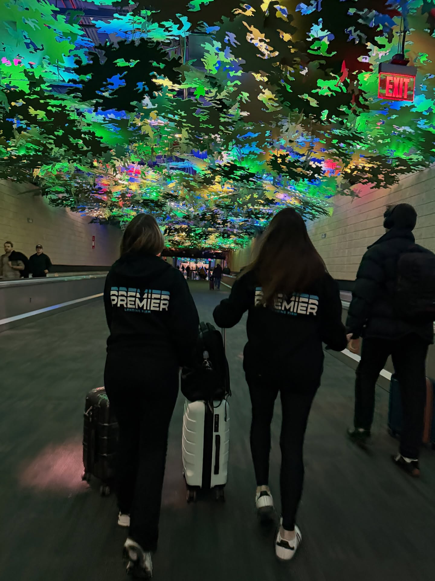 Our Premier Lending Team is on the move! ✈️
We had the opportunity to fly out to Pontiac, Michigan and spend time at UVM’s Headquarters for Success Track. ✅📝
#premierlending #premier #wearepremier #michigan #miami #traveling #work