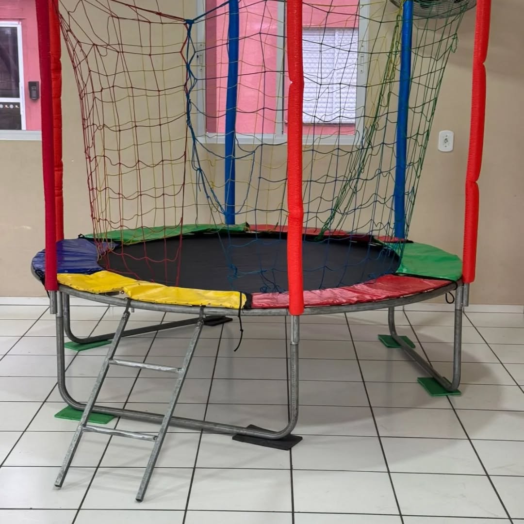 Transforme qualquer festa em um momento inesquecível com a nossa empresa de locação de brinquedos!
Especializada em levar diversão e segurança para eventos de todos os tamanhos, oferecemos uma variedade de brinquedos que encantam crianças e adultos. Trabalhamos com infláveis de alta qualidade, perfeitos para gastar energia com muita alegria; camas elásticas reforçadas, que garantem saltos divertidos e seguros; e a tradicional piscina de bolinhas, que é sempre sucesso entre os pequenos.
Nosso compromisso é entregar brinquedos higienizados, seguros e bem instalados, garantindo tranquilidade para você e diversão para seus convidados. Seja aniversário, evento escolar, corporativo ou festa familiar, temos as melhores opções para tornar seu momento ainda mais especial.
Confiabilidade, segurança e diversão: é isso que você encontra conosco. Deixe sua festa muito mais animada com nossos brinquedos!
Fale agora com um de nossos atendentes!
👉 +55 (11) 91280-6949