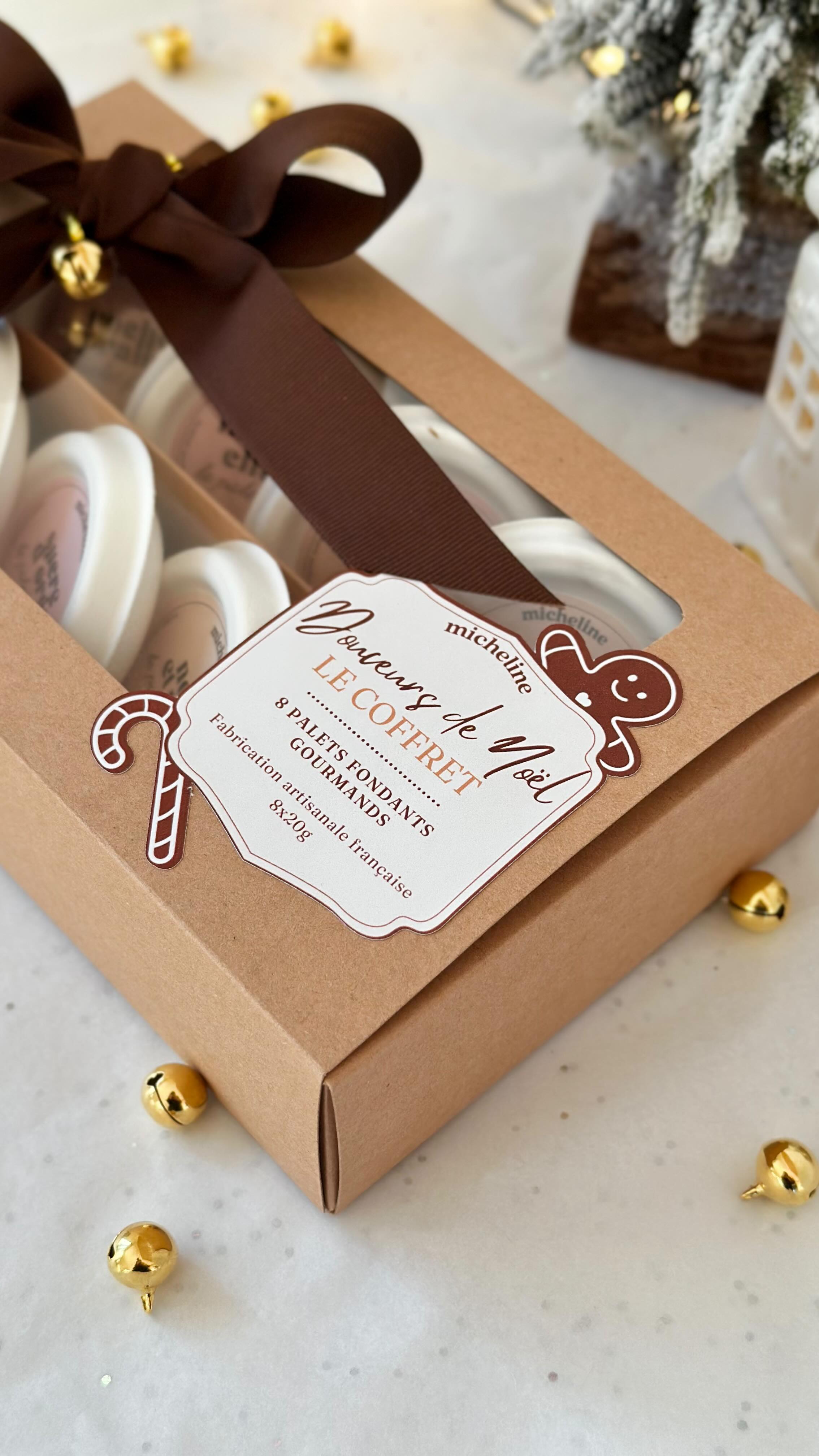 La boutique de Noël est ouverte 🔔✨
Pour l’occasion, le Maxi Coffret découverte de 8 fondants parfumés aux senteurs de Noël fait son grand retour ! 🤎
Prêt à être déposé au pied du sapin, ce coffret ravira les amateurs de senteurs gourmandes.🎄🍪
Édition et stock limités 🧚🏻♀️
.
#artisanat #faitmain #fondantparfumé #noel #ideecadeaunoel #petiteentreprise #bougieparfumee #bruleparfum #parfumdinterieur