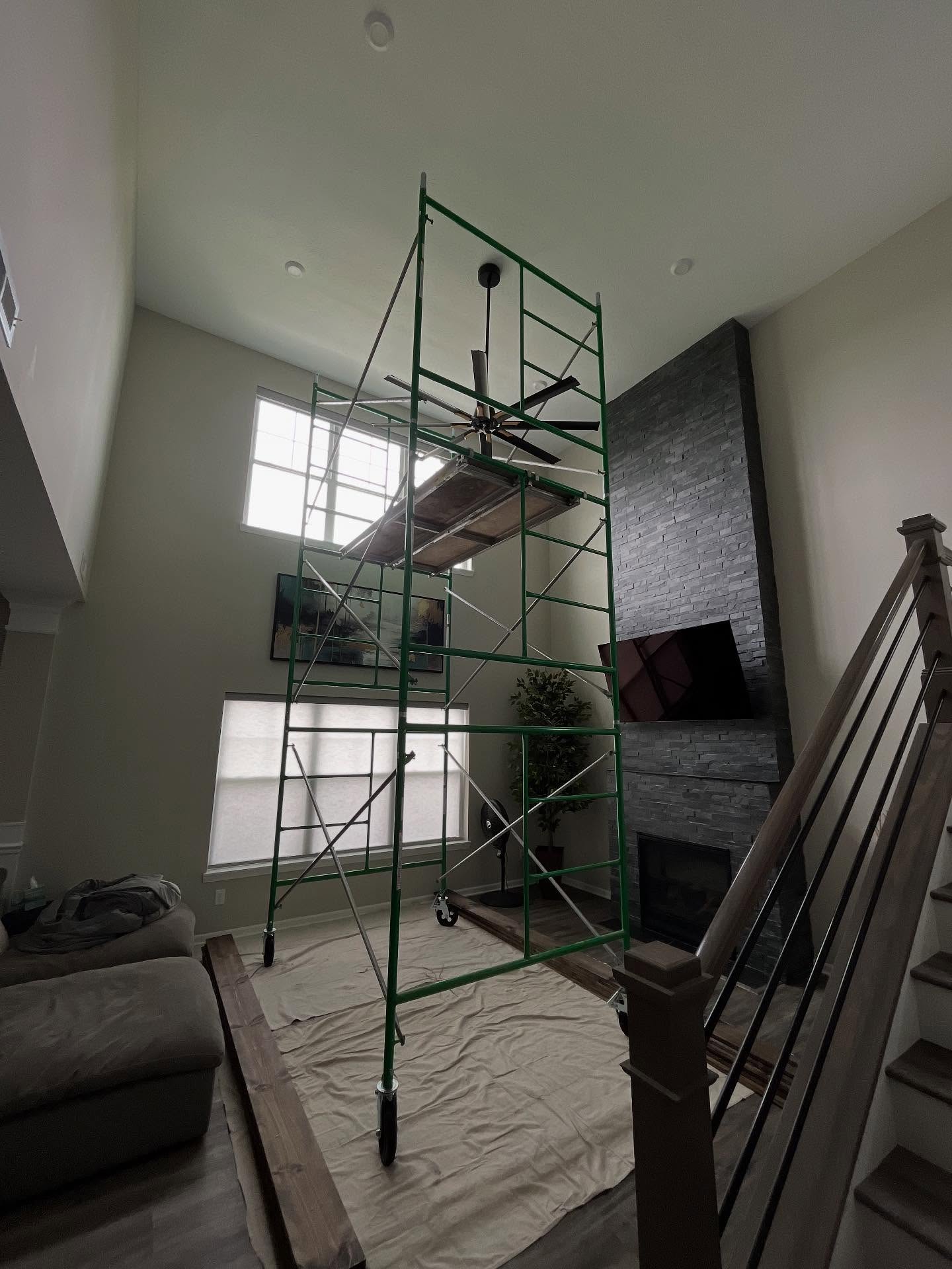It’s a good thing I’m not afraid of heights! 😅 #handyman #talljobs #scaffolding #ceilingfan