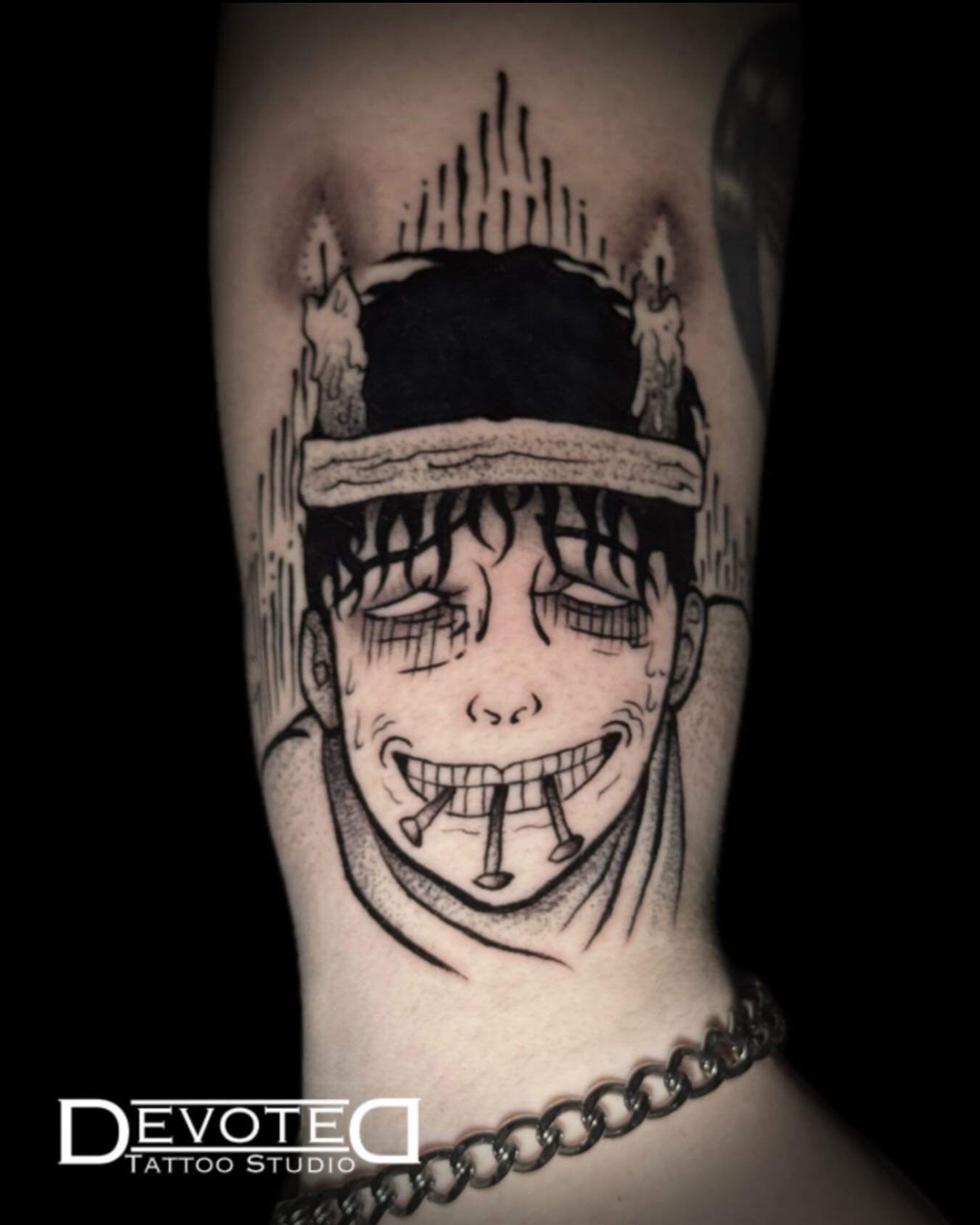 Twisted charm and nail-biting detail ⚡️
Souichi from Junji Ito brought to life in bold blackwork by @spooks_joya_tattoos 🕯️
#tattoo #tattooshop #tattooartist #art #ink #inked #devotedtattoostudio #palmcoast #palmcoastflorida☀️🌴 #palmcoasttattoo