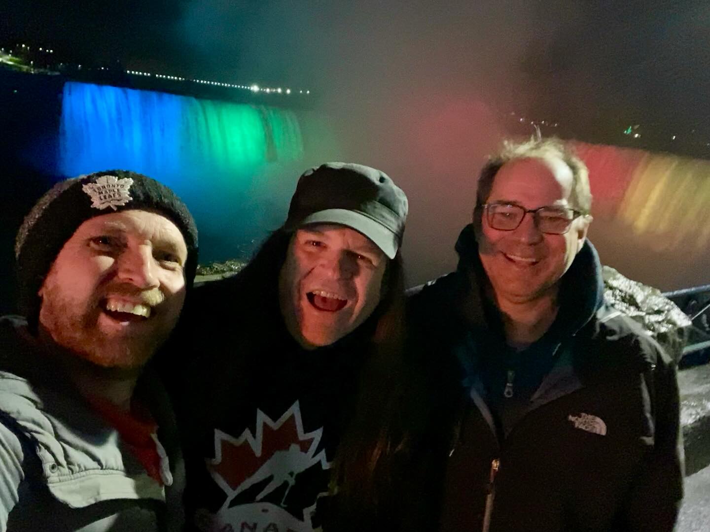 The Great Canadian Comedy Caravan Tour had a stellar final gig of the year last night culminating in a stroll down to Niagara Falls. Thank you everyone in Sudbury who came out to Place Des Arts Friday, and all the fine Port Colborne folks who joined us at the Roselawn Theatre last night! We’ll be back! #canadiancreatives #canadiancomedy #standupcomedy