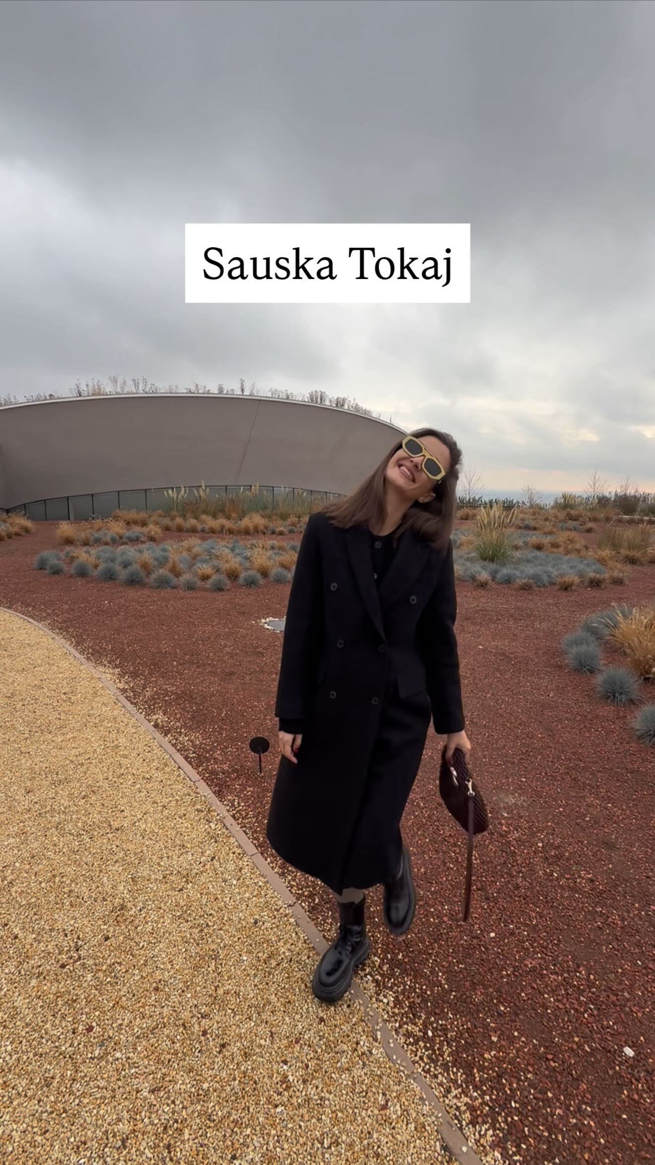 Te leutaznál ide Budapestről, csak azért, hogy itt ebédelj? 😍 Írd meg kommentben!
#zsanettbarta #zsanettbartaarchitects #epiteszet #építészet #belsőépítészet #sauskatokaj #sauska #étterem #étteremajánló