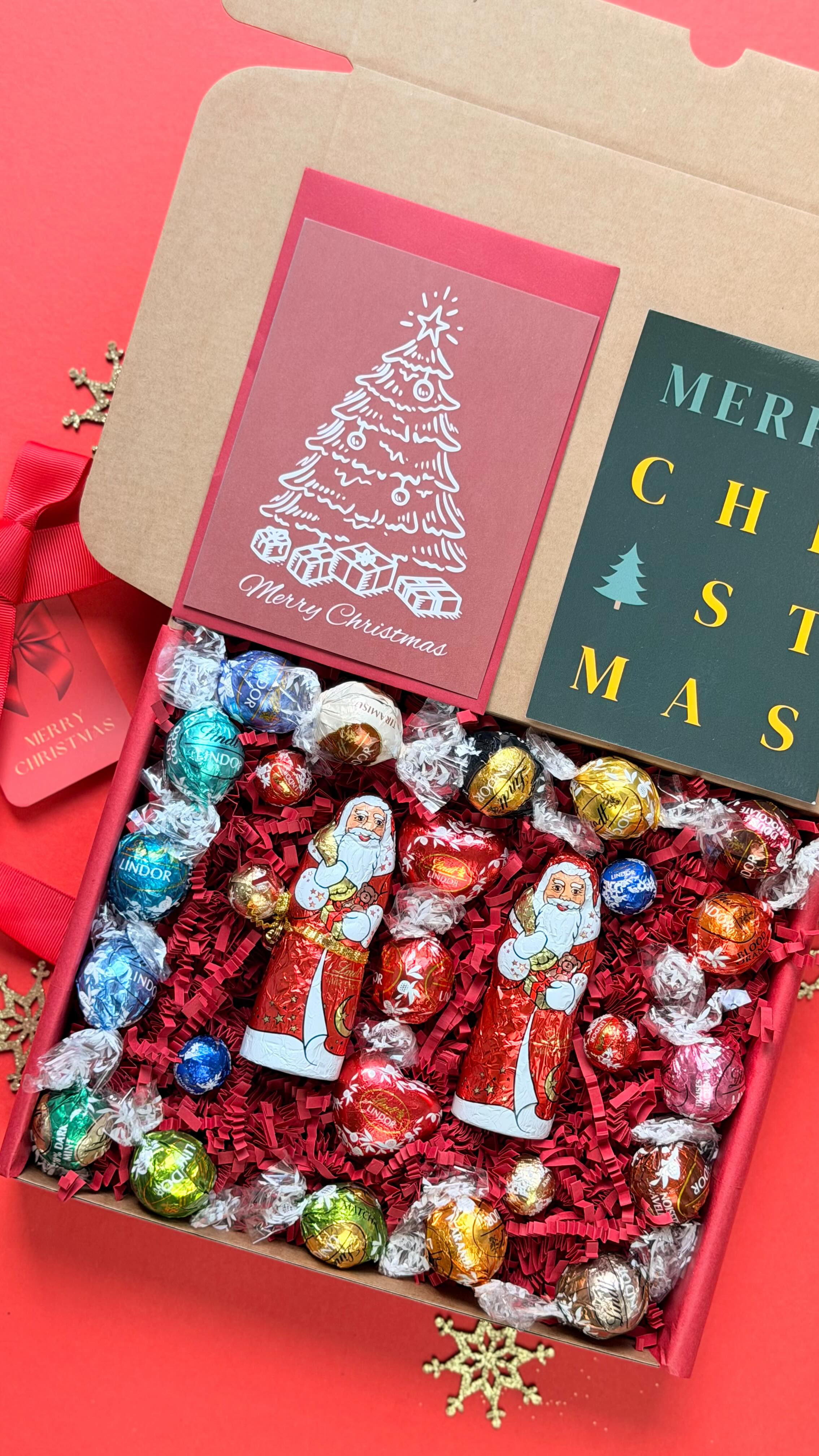 Sometimes it’s that easy to get a gift… shop LINDOR Sharing Box now on our website ✨
#lindor #chocolategift #secretsanta #secretgiftguru #gifts #giftideas #love #gift #corporategifts #giftsforher #giftsforhim #christmasgifts #christmas #giftfordad