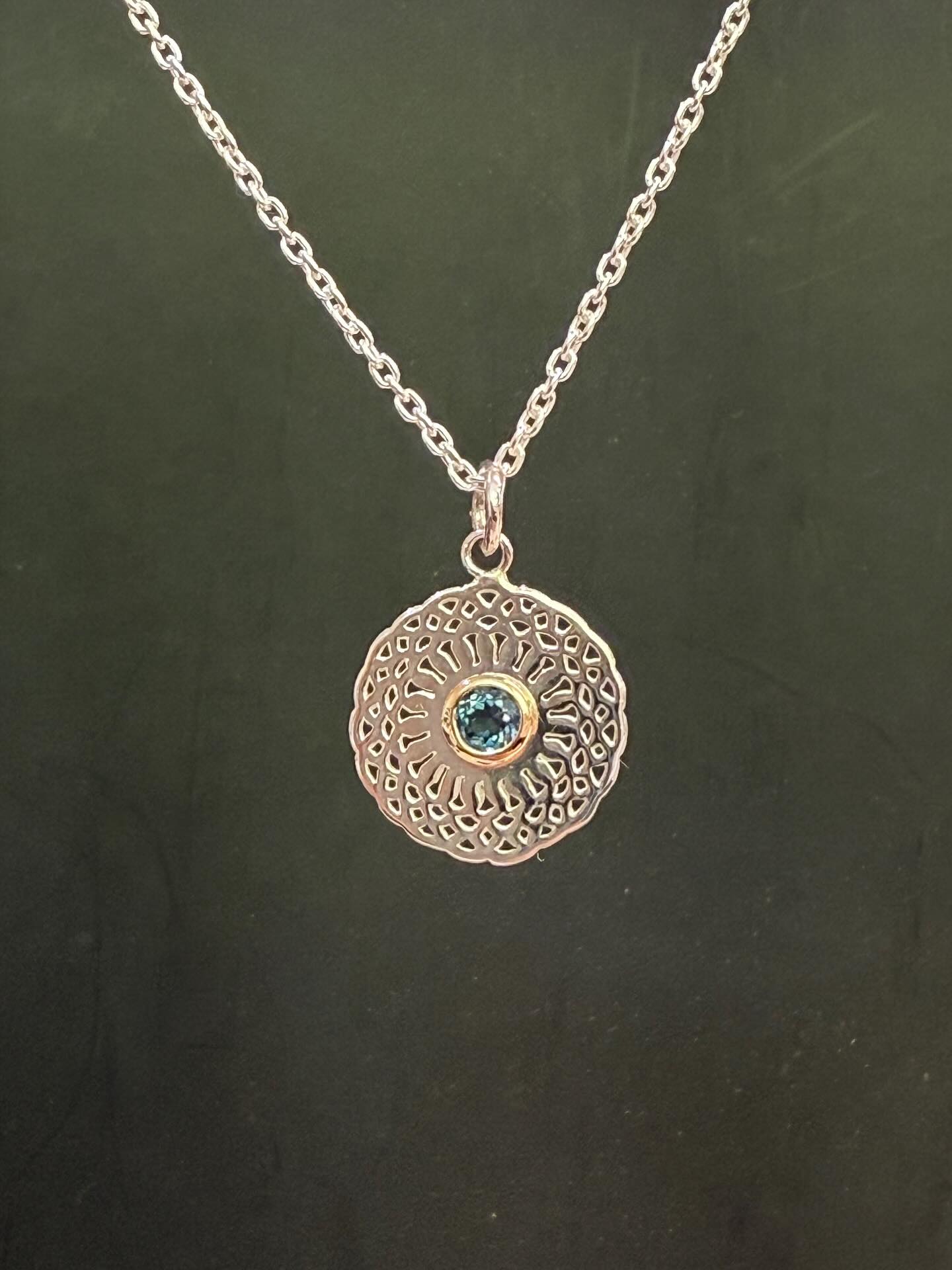 Our Mandala pendant set with a London blue topaz in two tone yellow gold and silver 🩶
#newstock #filigreependant #londonbluetopazpendant #twotonegoldandsilver #uniquependant #handcraftedgiftideas #jewelleryworkshop #leurajeweller #leuramall #manufacturingjeweller#ainsleyfinejewellery
