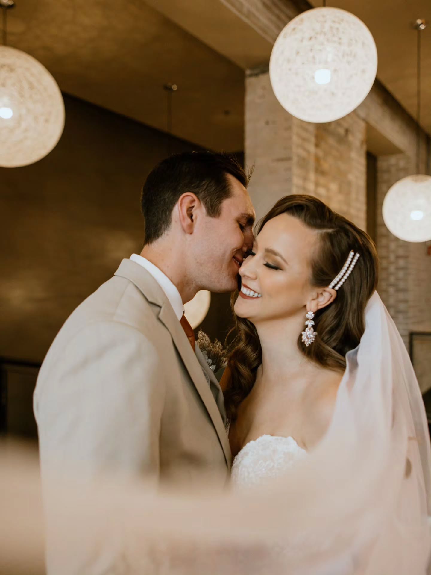 Hi brides! 💍💕
Still searching for your glam team? Design Affair Salon Studio has hair + makeup openings for 2025!
We specialize in creating a soft, timeless, glowing look so you feel confident, beautiful, and stress-free on your big day.
Our services include:
✨ Bridal hair
✨ Bridal makeup (soft glam, natural glam, elevated bridal looks)
✨ Bridal party hair + makeup
✨ On-location services
✨ Early-morning availability
✨ Hair + makeup trials
✨ Long-lasting glam that photographs beautifully
We’re currently accepting:
💗 2 last-minute 2025 weddings
💗 New 2025/2026 bridal inquiries
Send us your wedding date and we’ll check availability!
Can’t wait to take care of you. 🤍✨
#dreamteam #2025wedding #mnhairstylist #mnmakeupartist #hairstylist #makeupartist #mnweddingplanner #mnweddingvenue #glamwave #softbridalmakeup