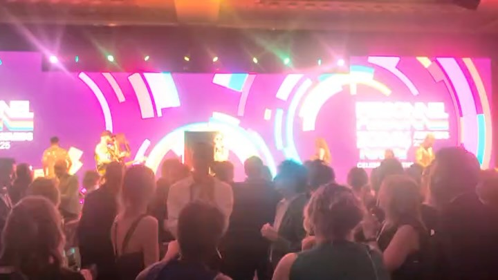 Absolutely rocking night with @lifewaysgroup for #PersonnelAwards
Bringing out all the bangers on a Tuesday night at @grosvenorhouselondon for fabulous @performingartistes #Summerof69 #MrBrightside
❤️FF
.
.
.
#livemusic #weddingparty #eventprofs #eventplanning #party #band #london #wedding #weddingplanner #weddingband #partyband #singers #entertainment #coversband #celebration #luxuryevents #showband #covers #eventprofsuk #instagood #instawedding #luxurywedding #80s #fullyfunktional #90s #video #sax