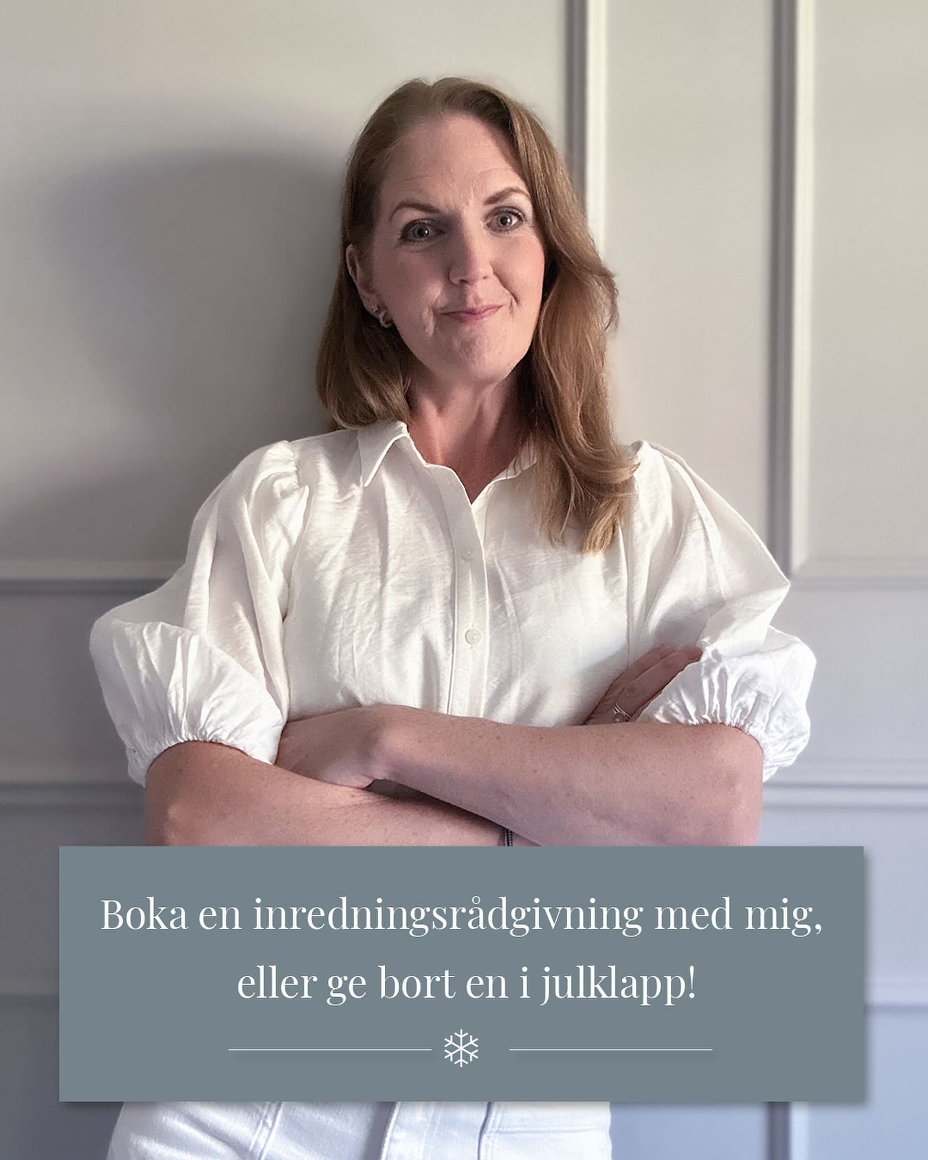 En stund av inspiration – i ditt eget hem
Kanske längtar du efter att ditt hem ska kännas mer harmoniskt, färdigt och mer du?
Att färgerna ska samspela, möblerna falla på plats och detaljerna kännas genomtänkta.
Under en inredningsrådgivning hemma hos dig går vi tillsammans igenom dina rum och ser på möjligheterna. Jag ger förslag på färgval, möblering, möbler, gardiner och textilier – alltid med fokus på att skapa ett hem som tar avstamp i dig som bor där och bostadens proportioner och stil.
Rådgivningen är en muntlig konsultation på upp till två timmar, där du får inspiration och konkreta tips att arbeta vidare med.
💭 För dig som vill få professionell vägledning på plats i ditt eget hem.
📍 Gäller inom Östergötland & Sörmland.
💰 Kostnad: 3.000:-
🎁 Vill du ge bort upplevelsen som julklapp?
Det går självklart bra – ett personligt och uppskattat sätt att ge någon ett vackrare hem.
Skicka ett meddelande om du vill boka, eller om du vill ge bort rådgivningen i present. 🤍
#inredningskonsultation #inredningsrådgivning #inredningshjälp #anlitainredare #inredningsdesigner #rödatråden