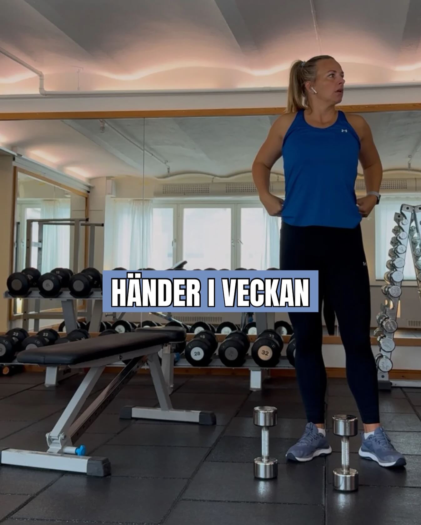 HÄNDER I VECKAN 💥
Då var det måndag igen - bästa dagen! Den här veckan är det fullt upp med event, poddinspelning, kurser & spännande möten, ska bli så kul 🤩
Snart ska jag ge mig ut på en Aktiv Barnvagnspromenad på Djurgården tillsammans med @najell_official som visar upp sina vinterfavoriter, ses vi där?
Vad gör du i veckan? Här är några saker som jag ser fram emot!
🔹MÅNDAG
▪️Aktiv Barnvagnspromenad kl. 10.00 tillsammans med Najell
▪️Möte med min appleverantör, dags för nästa steg för att kunna ge er ännu BÄTTRE träning online 🏋️♀️
▪️Gravidevent med @najell_official tillsammans med @smilingconcept & @hanna.fridh . Jag ska prata om träning under & efter graviditet och avsluta med en kort meditation - mys!
🏃♀️Promenad 5km
🔹TISDAG
▪️Heldag i @studioq.sthlm , 2 PTs och 6 grupper
▪️Jobb vid datorn 💻
🔹ONSDAG
▪️Vattengympa på @sturebadet kl. 7.00
▪️Postpartum PT & PT Stark Kvinna
▪️Bäckenbottenpatient, undersökning efter förlossning
🏋️♀️ Helkroppspass efter vattengympan, första passet på typ 2 veckor!
🔹TORSDAG
▪️Startar dagen med PT
▪️Grupper hela morgonen!
▪️Gravidstark - styrketräning för gravida
🔹FREDAG
▪️4 x PT Stark Kvinna
▪️Privat Mammaträningsgrupp, bästa sättet att hänga med sina kompisar
▪️Gästa @amandabraw i podden @foraldrachocken
🔹LÖR/SÖN
▪️Vara hemma och smygstarta julpyntet 🕯️
♥️Kurs: HLR till barn kl. 13-15 i @studioq.sthlm , boka din plats via länken i bion
Ha en fin vecka ✨