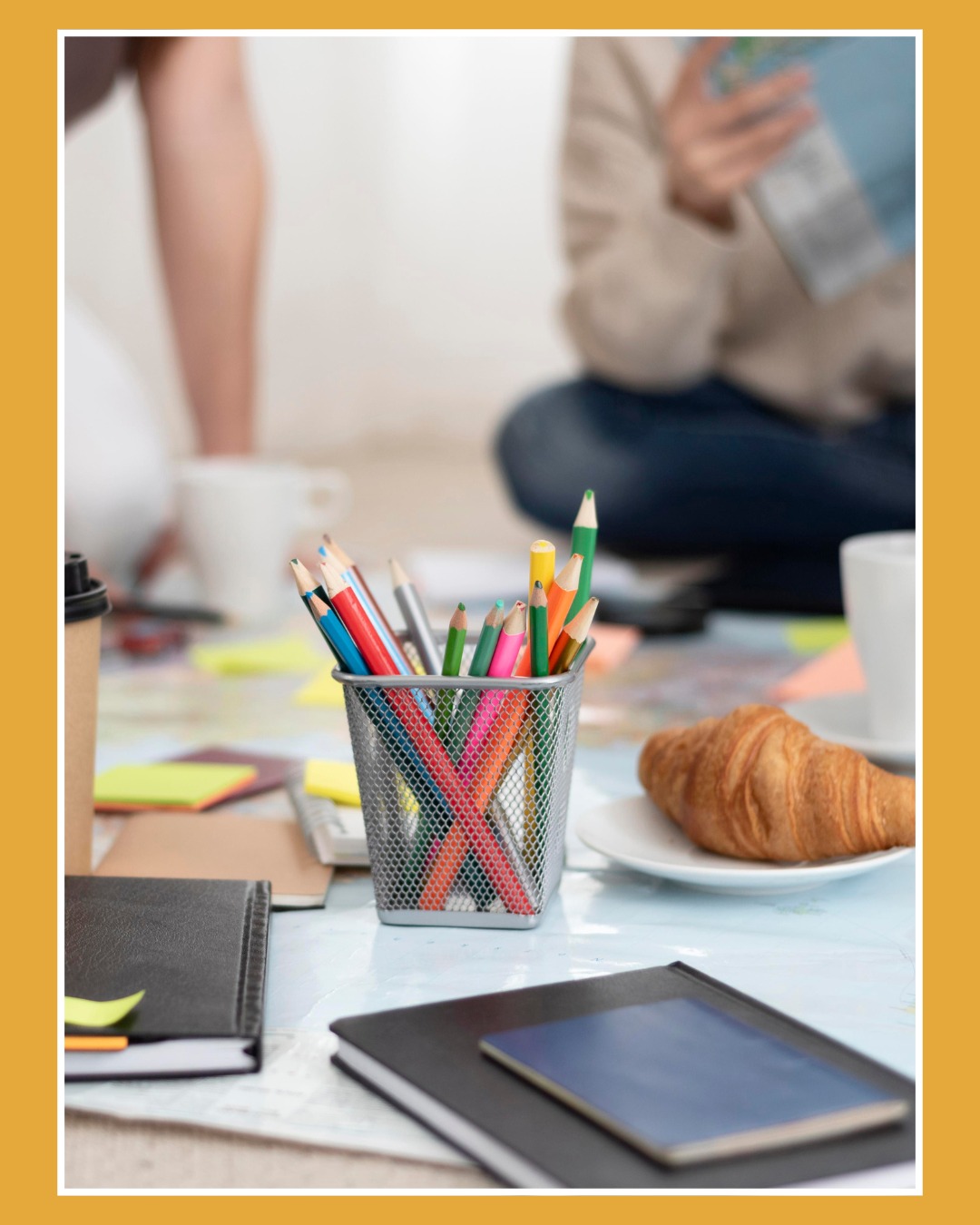 En workshopövning kan lätt bli som ett tomtebloss – gnistrande och kul i stunden, men snabbt glömd. Så hur skapar man en workshop som både inspirerar och faktiskt leder till konkreta resultat?
På ACCESS TO brinner vi för att designa kreativa övningar som gör skillnad. Vi hjälper dig att hitta den röda tråden, forma ett engagerande upplägg som passar just din grupp – gärna med en oväntad twist – och ser till att resultatet inte bara blir snack, utan också verkstad.
💡 Vi stöttar dig hela vägen: från idé till uppföljning och handlingsplan. Vill du få ut det bästa, roligaste och mest användbara ur din nästa workshop? Hör av dig!
#ACS2 #seriöstkul