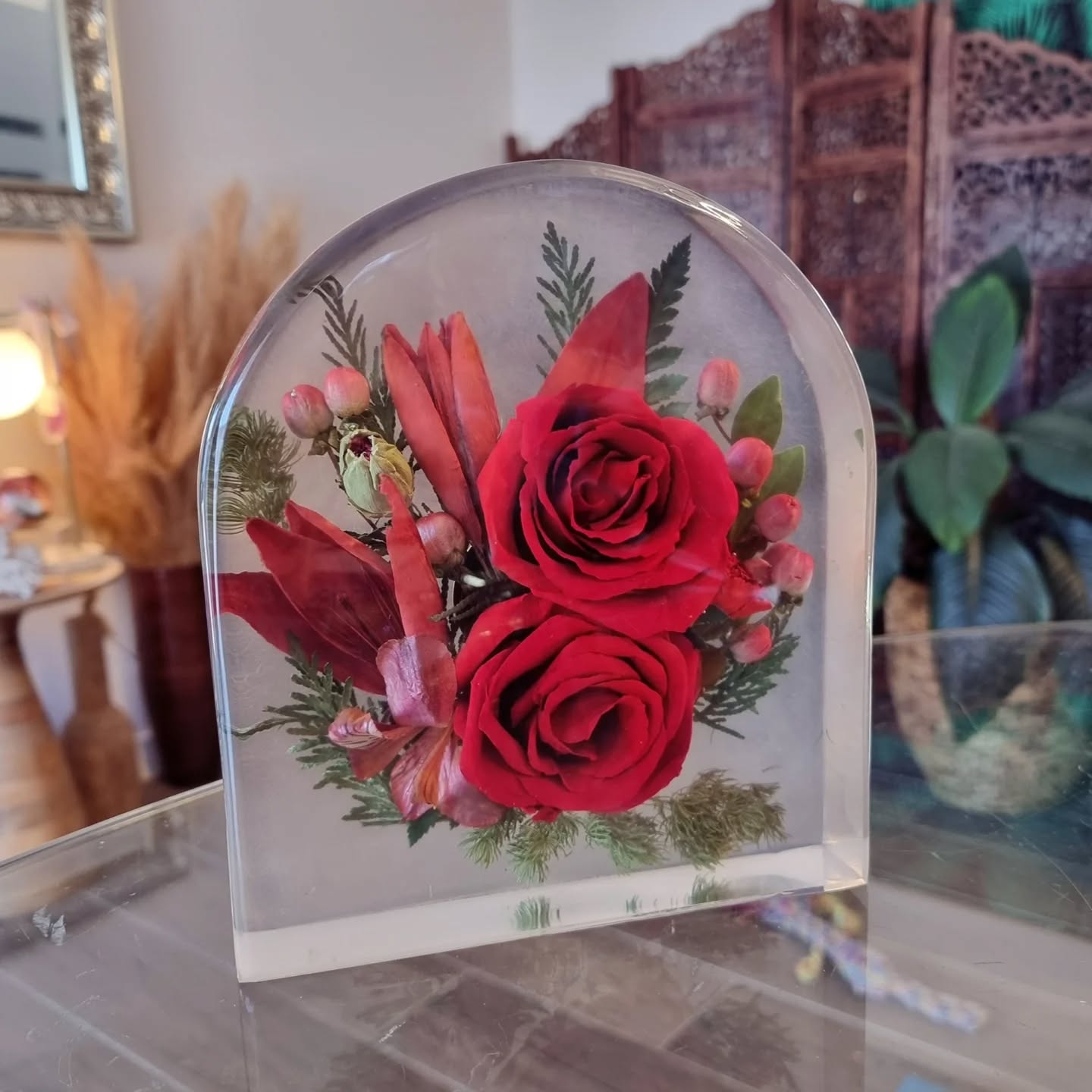 🌹 Judys special floral arch, capturing the beauty of her flowers, in memory of her dear Husband 🌹