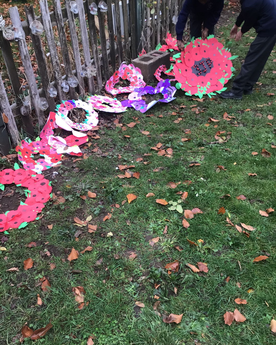 Today, our school community came together to honour Remembrance Day. The children observed a moment of silence, reflecting on the sacrifices made for our freedom. Each class crafted beautiful wreaths, which were laid with care at our memorial.
#RemembranceDay #TogetherWeRemember