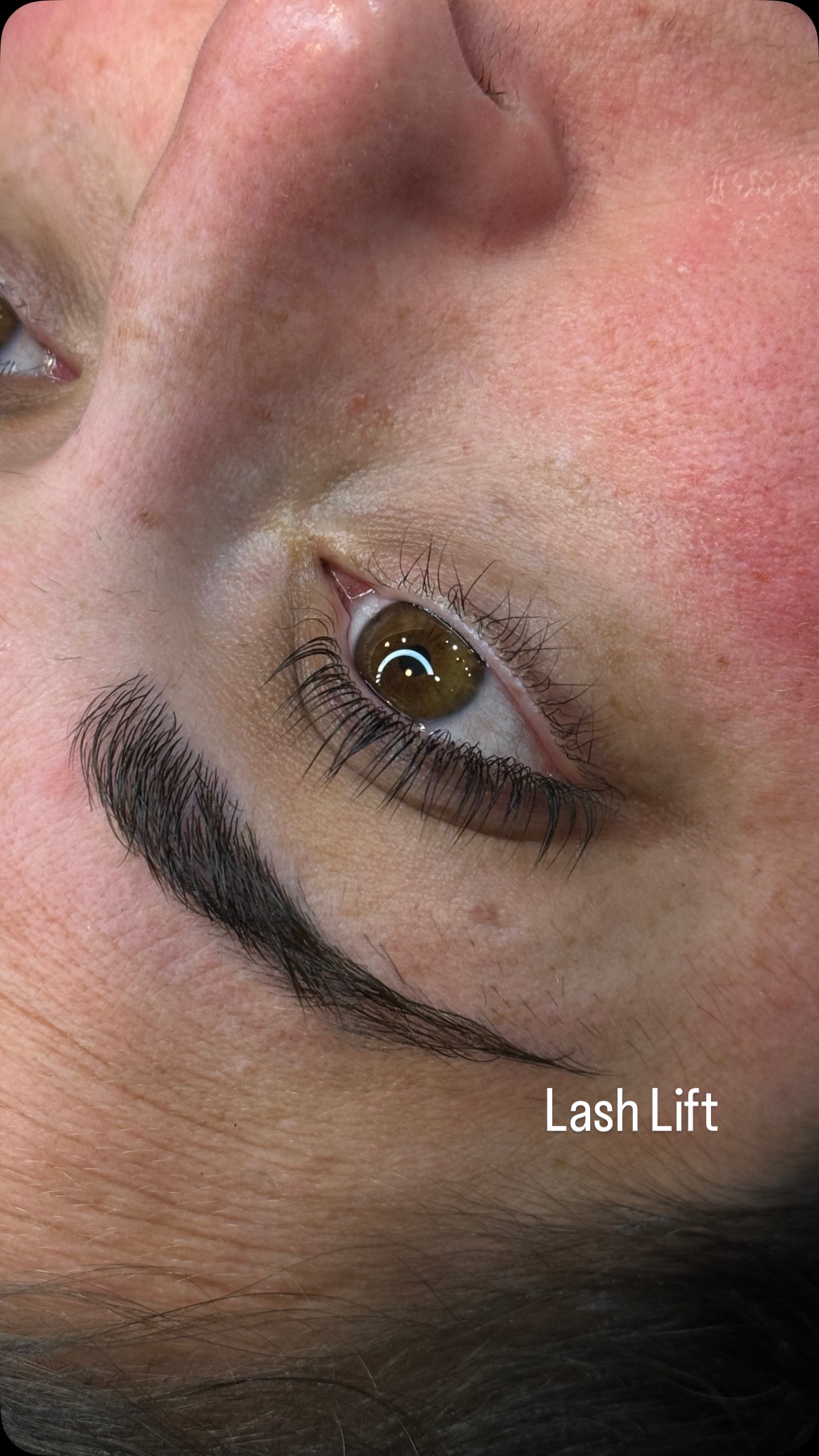 Lash lift are great for low Maintenance lash options, they last up to 3 months, and make natursl lashes appear longer and darker. BLACK FRIDAY SALE: book a lash lift and get a face wax free!!!! #lashes #lashlift #kemskin