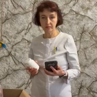 Отримали відео-подяку з госпіталю Київської області.
Сьогодні до нас надійшла відео-подяка від одного з госпіталів у Київській області, де зараз лікують поранених захисників.
Такі слова нагадують нам: кожна передана коробка, кожен медичний набір, кожен перев’язувальний матеріал — це реальна допомога тим, хто тримає нашу країну.
Хочемо висловити особливу подяку члену правління фонду Андрій Гижко, керівнику Rotary Club «Vinnytsia Initiative».
Андрій вже понад 3-х років системно підтримує медичні заклади у м. Вінниця та області, а також шпиталі в різних регіонах України. Його допомога — це про сталість і відповідальність, які щодня відчувають медики та пацієнти.
🙏 Дякуємо кожному, хто долучається.
Разом ми можемо закривати важливі потреби швидко й точково — там, де цього чекають щодня.
Як підтримати діяльність фонду, читайте в коментарях.
#БезКоронів #NoBorders #ДопомогаМедикам #ПідтримайГоспіталь #ПідтримайЗахисників #ГуманітарнаДопомога #ФондБезКордонів #РазомДляЖиття #CivilFront #ДопомогаПораненим