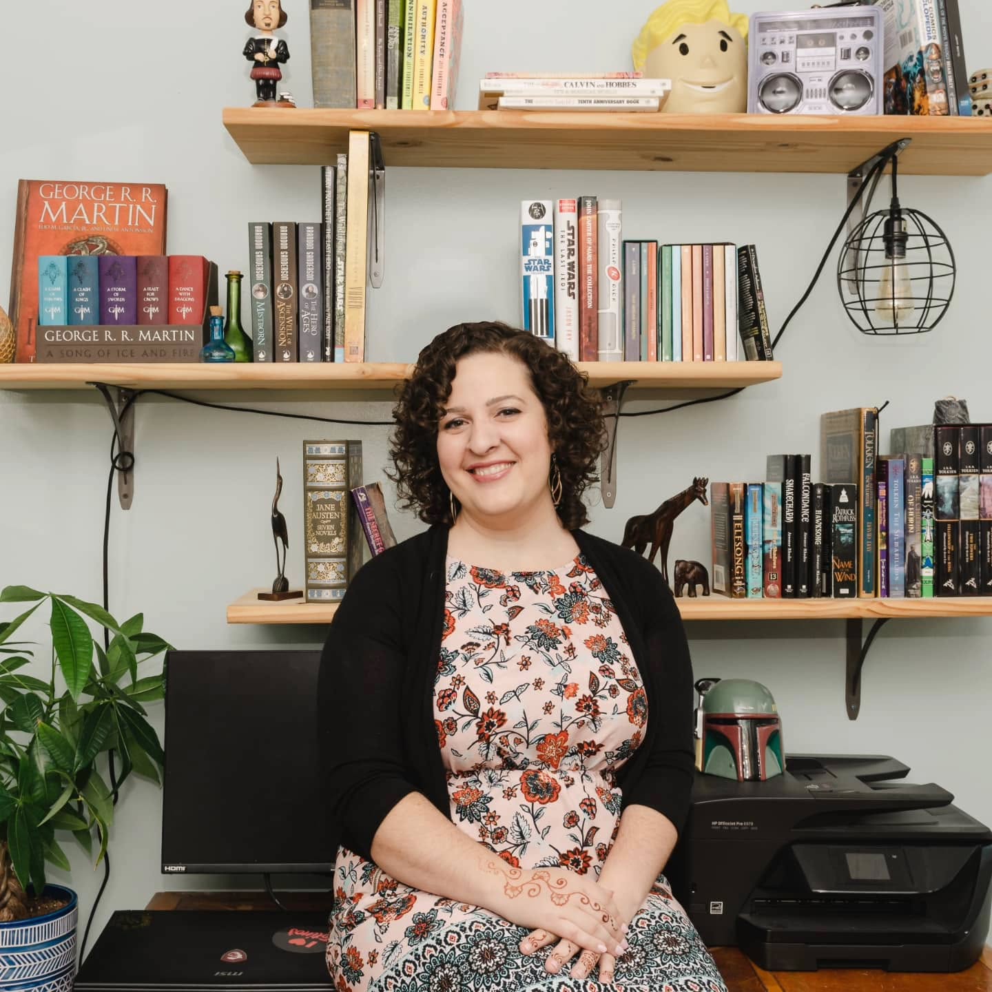 Once upon a time, I had a little office in a little house in Missouri, and that's where I started my editing business #midwriteeditorial. Many miles and much experience separate us now, but I'll always be grateful to my past self for being brave enough to try this career.
The money tree's name is Ferguson, he's about a foot taller now, and still sits in my current office in Las Vegas. He hasn't made me rich yet, but any plant that can survive my care in a desert climate must be extraordinarily lucky.
Recognize any of the books on my shelves? We should be friends 😉
#edibuddies #readingandwriting #amediting #stetwalk #bookish #booklover
#whatsyourstory #editor #fantasy #scifi #sciencefiction #scifireads #selfpublishing
#fictioneditor #fictionediting #editorlife