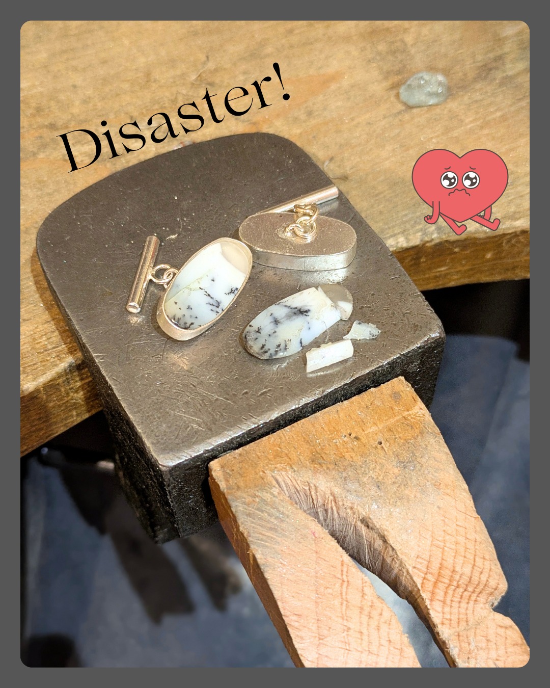 It was all going well until it wasn't!!
One stone was in its cufflink and then I cracked the other one. There's nothing I can do as these were made for these exact stones and I'll probably destroy the first cufflink trying to remove the stone.
One the positive side, I can melt down the silver and at least these weren't for an order. I was just making them to add to my website but it's still so disappointing and frustrating.
This was yesterday so at least I already know that today should be better 🤞🤞. Have a great Thursday.