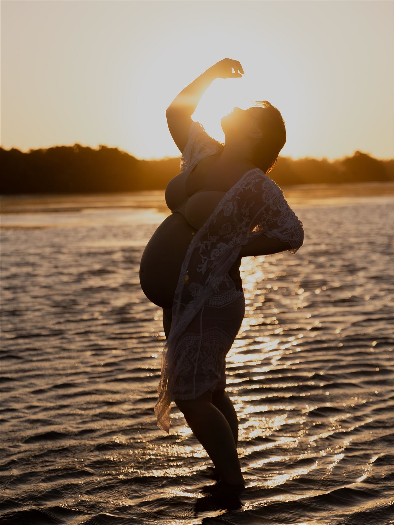 🎶A little bit of sun is all you need 🎶
Rhiannon = sun goddess 🌞
.
.
.
#maternity #maternityphotography #maternityphotoshoot #maternitysession #sunsetmaternityphotos #pregnancyphotos #pregnant #pregnancyphotoshoot #pregnantbelly #reneejoannephotography #bohomaternity