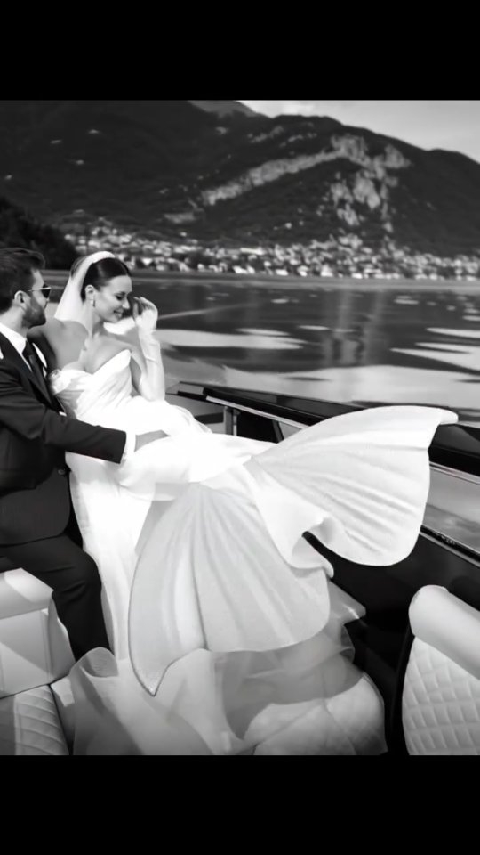 A.i. moving images from stills. Mermaids do exist! Ha ha. #wedding photography with an A.I. twist. What fun could be had editing for reels and posting something different.
It has kept me entertained for a few mins pitting these together. #aiart #aicreation #magic #aianimation #aimotion #AIArtCommunity #artificialintelligenceart #aivisuals #ᴀɪᴀʀᴛᴡᴏʀᴋ #aidesign #visualvibes #trendingart #creativeai