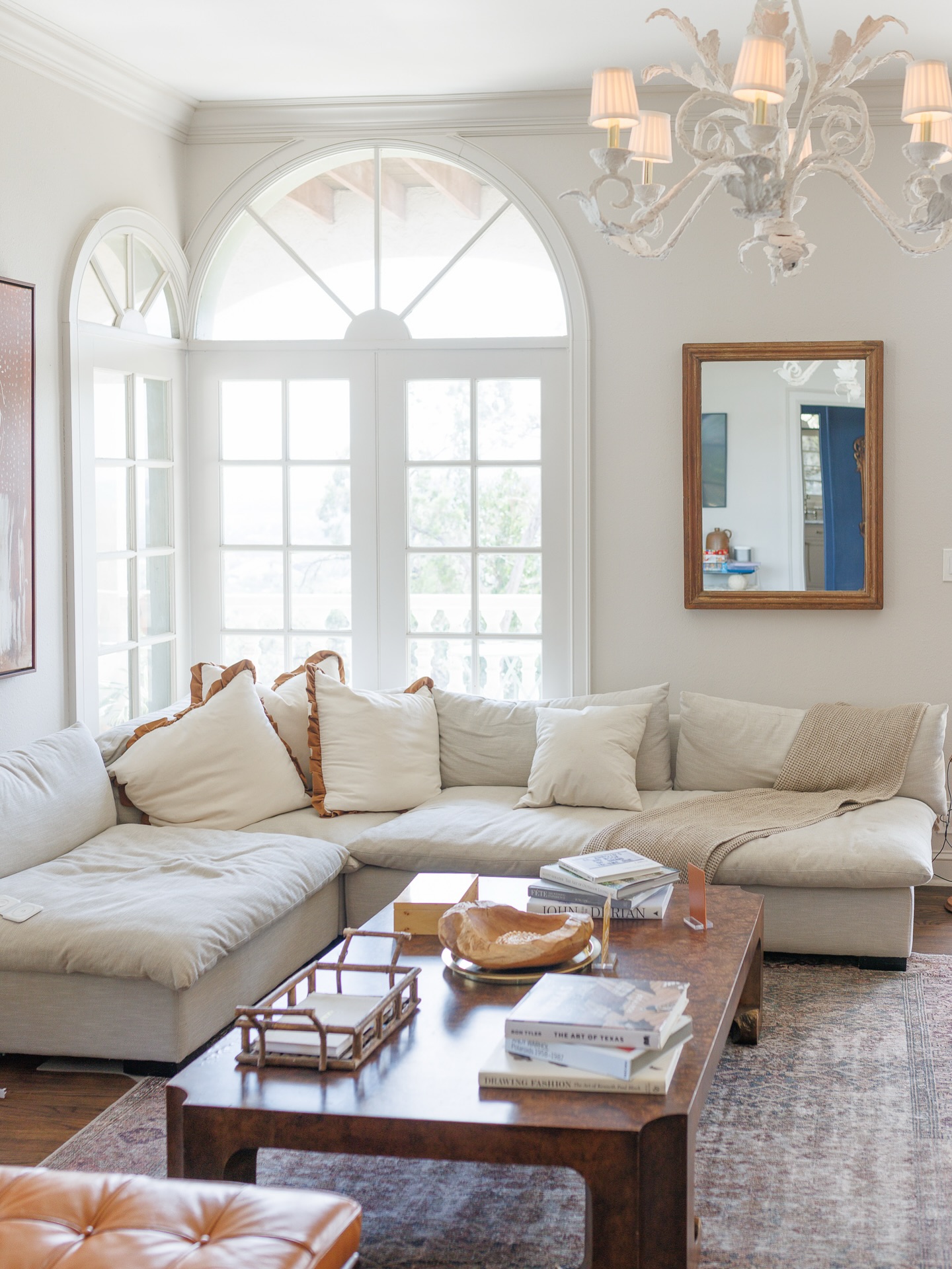 Get Your Living Room Guest-Ready!
Between work, family, and daily life, it’s easy for the living room to become a drop zone for clutter. But if you’re expecting guests soon, a few simple tweaks can make your space cozy, calm, and welcoming again.
Quick Tips:
• Clear surfaces and tuck away everyday clutter
• Refresh throw blankets and pillows
• Create space for guests to sit comfortably
• Add a basket for remotes and small items
If you’re too busy to get your home guest-ready, I can help!
I serve clients throughout the San Francisco Bay Area, creating inviting and functional spaces that are easy to maintain.
Schedule your complimentary 15-minute consultation today — link in bio or visit cloudytoclearPO.com.
.
.
.
.
.
#ProfessionalOrganizer #LivingRoomOrganization #HomeOrganization #SanFranciscoBayArea #BayAreaHomes #BusyProfessionalLife #OrganizedHome #DeclutterYourHome #HomeStyling #GuestReady #FamilyHome #CloudyToClear #OrganizingTips #BayAreaOrganizer