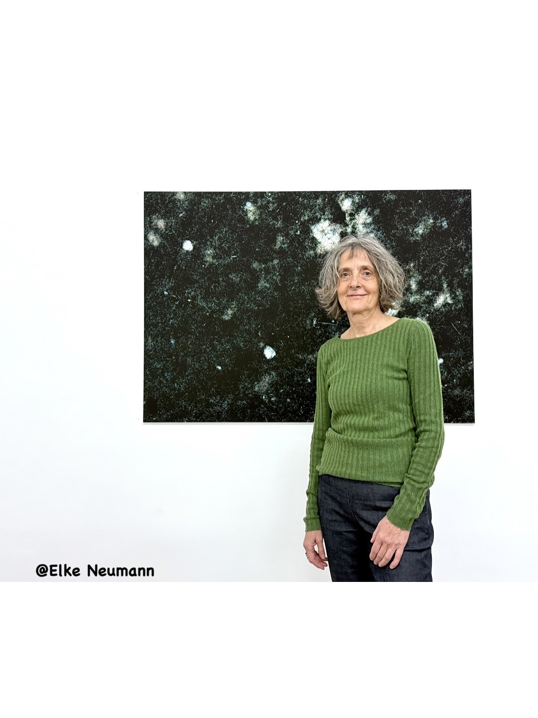 AUSSTELLUNG. «…sammeln...falten...mischen...» 8.– 29. November 25 Elke Neumann, Künstlerin.
Vernissage...
Samstag 8. November 18h
Begrüssung...
Karyna Herrera
Multimediakünstlerin Kuratorin
Einführung...
Jana Eske
Kuratorin Künstlerin Kulturmanagerin
Performance...
Samstag 15. November 17h
Performance Claudia Bucher
Finissage...
Samstag 29. November 14 – 17h
Öffnungszeiten
Do.+ Fr. 16 –19h
Sa. 14 –17h
oder nach Vereinbarung
Baselstrasse 74
CH-6003 Luzern
www.b74-luzern.ch #kunst#nachhaltigleben #ausstellung#kunstraum
