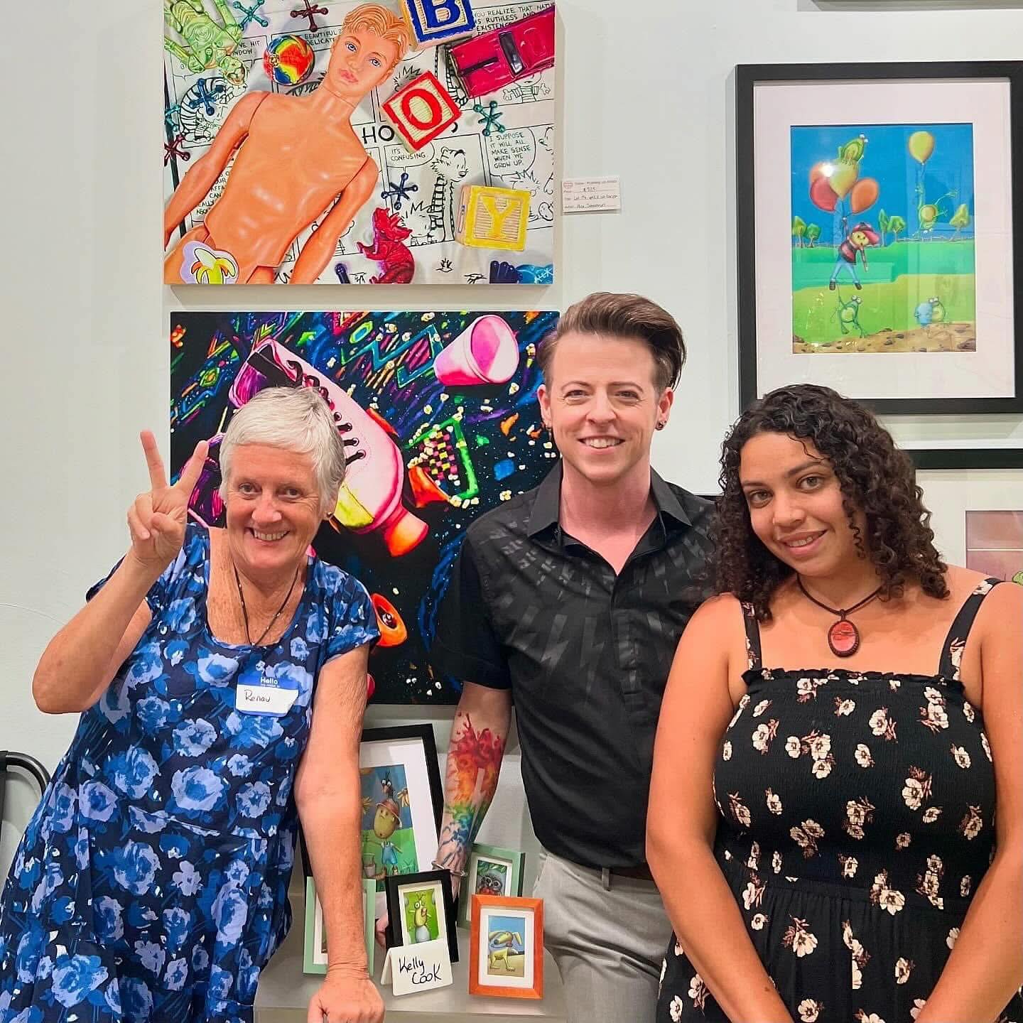 It’s my 6 year anniversary as a resident artist with Artisans in The LOOP!!! I am still so thankful to the original owner of the gallery, Wendy Harris for believing in me. And now the last three years, Renau & Alison Bozarth have taken Wendy’s beautiful space and made it their own! The gallery has been quite successful holding opening receptions for juried exhibitions in addition to representing their resident artists’ work.
You can find my full collection of prints & reproductions at Artisans in the Loop, located across the street from Blueberry Hill on Delmar. Pop in to get a jump on all your holiday shopping needs! SHOP LOCAL!
#alexjohnmeyerart #artisansintheloop #delmarstlouis #stlouisartist