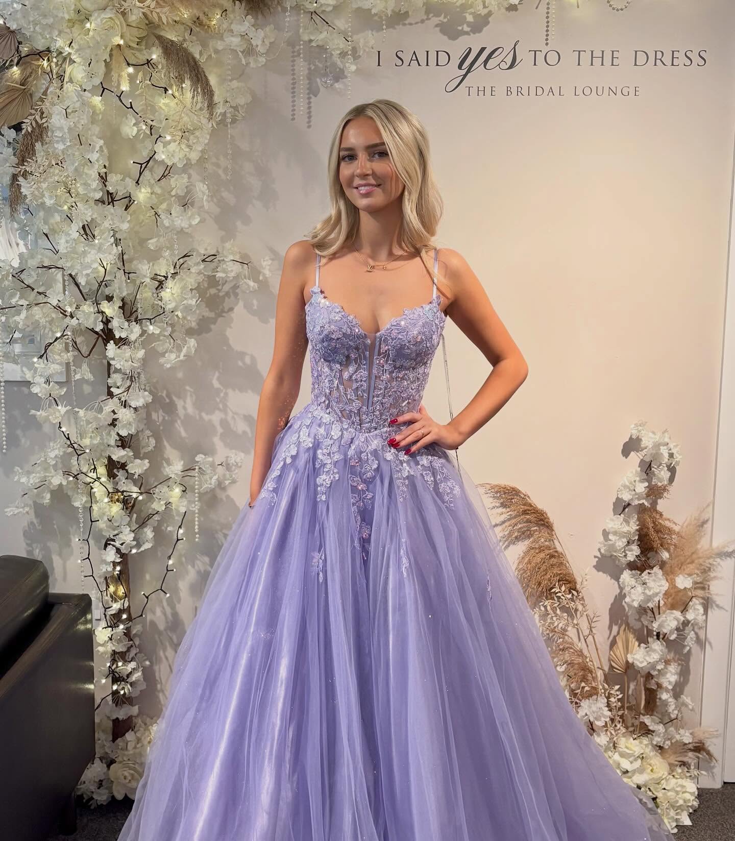 ๐PROM๐ appointments are available on weekdays after school and on Saturdays ... donโt forget we keep strict records and only sell one style to each school โฆ so donโt miss out on your favourite!! ๐
DM, email via the website or call 01782 612922 to book your appointment ๐
#thebridalloungenewcastleunderlyme #prom #prom2026 #promdress #promdresses #promshopping #promdressshopping #promshop #staffordshire #stokeontrent #newcastleunderlyme